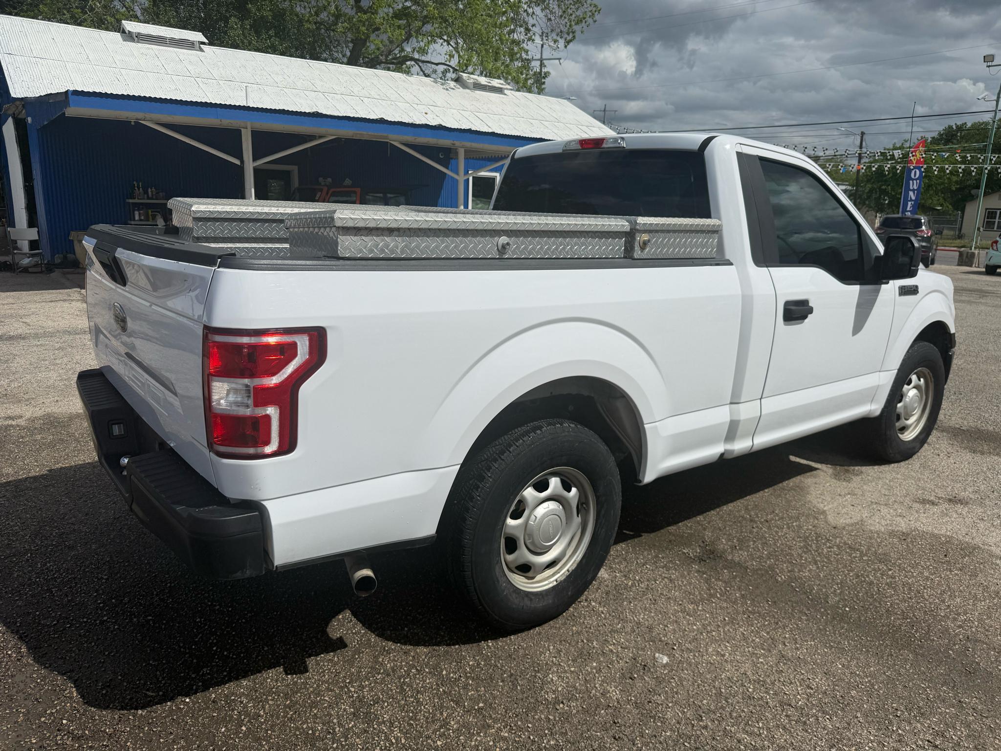 Ford F-150 XL 8-ft. Bed 2WD 2018