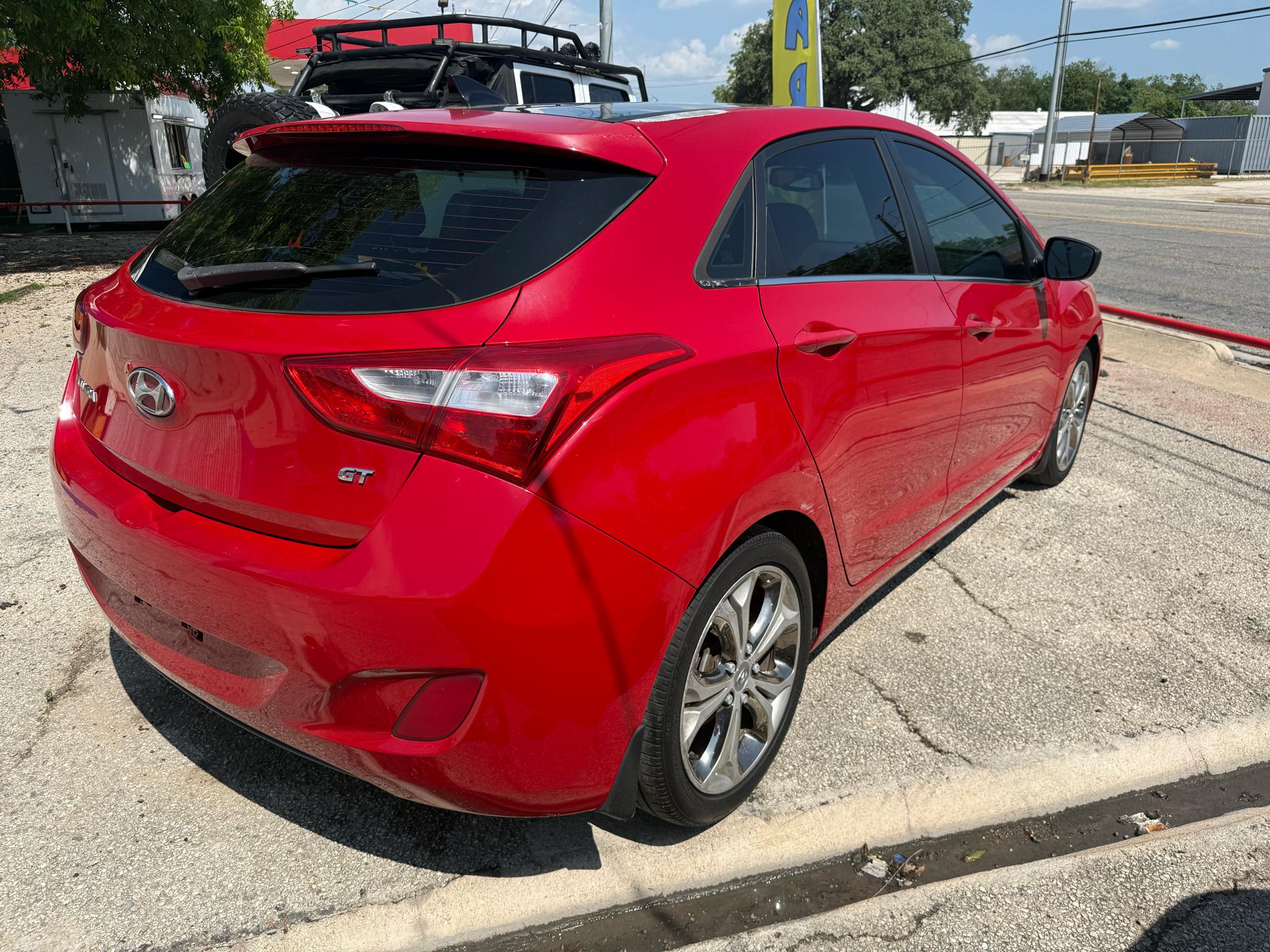 Hyundai Elantra GT A/T 2013