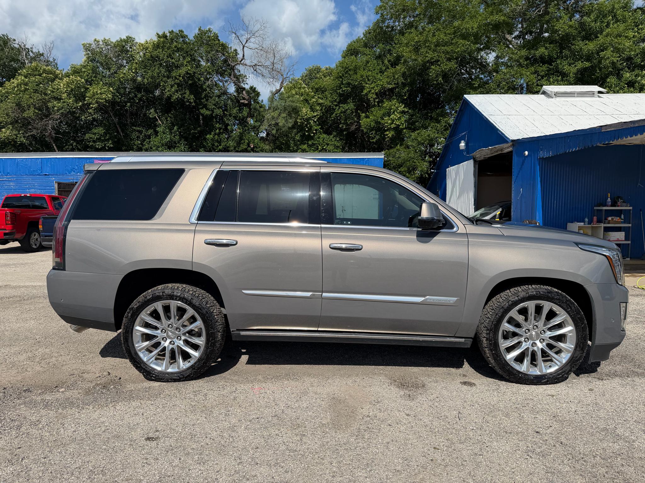 Cadillac Escalade Premium 4WD 2019