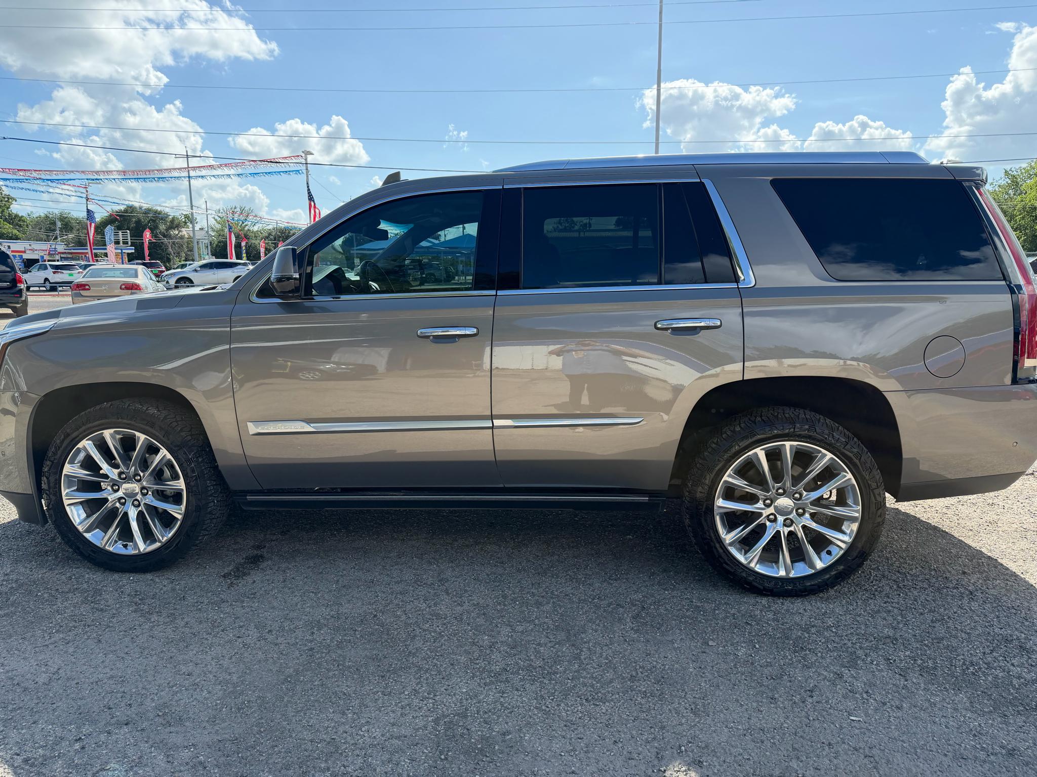 Cadillac Escalade Premium 4WD 2019