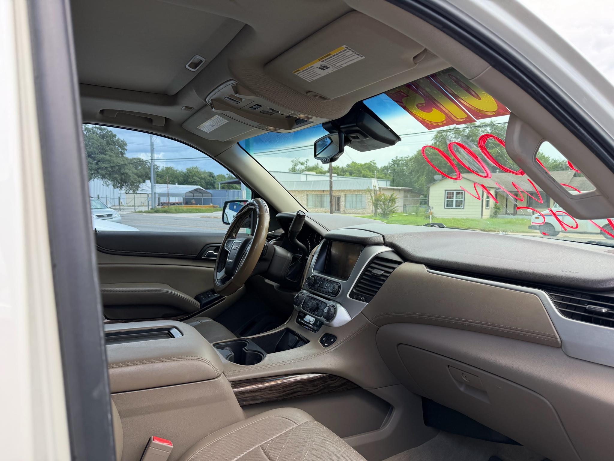 GMC Yukon SLT 4WD 2015
