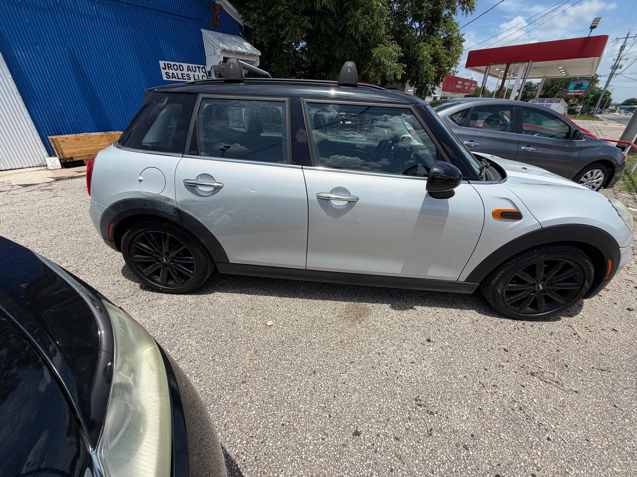 MINI Cooper Base 2015