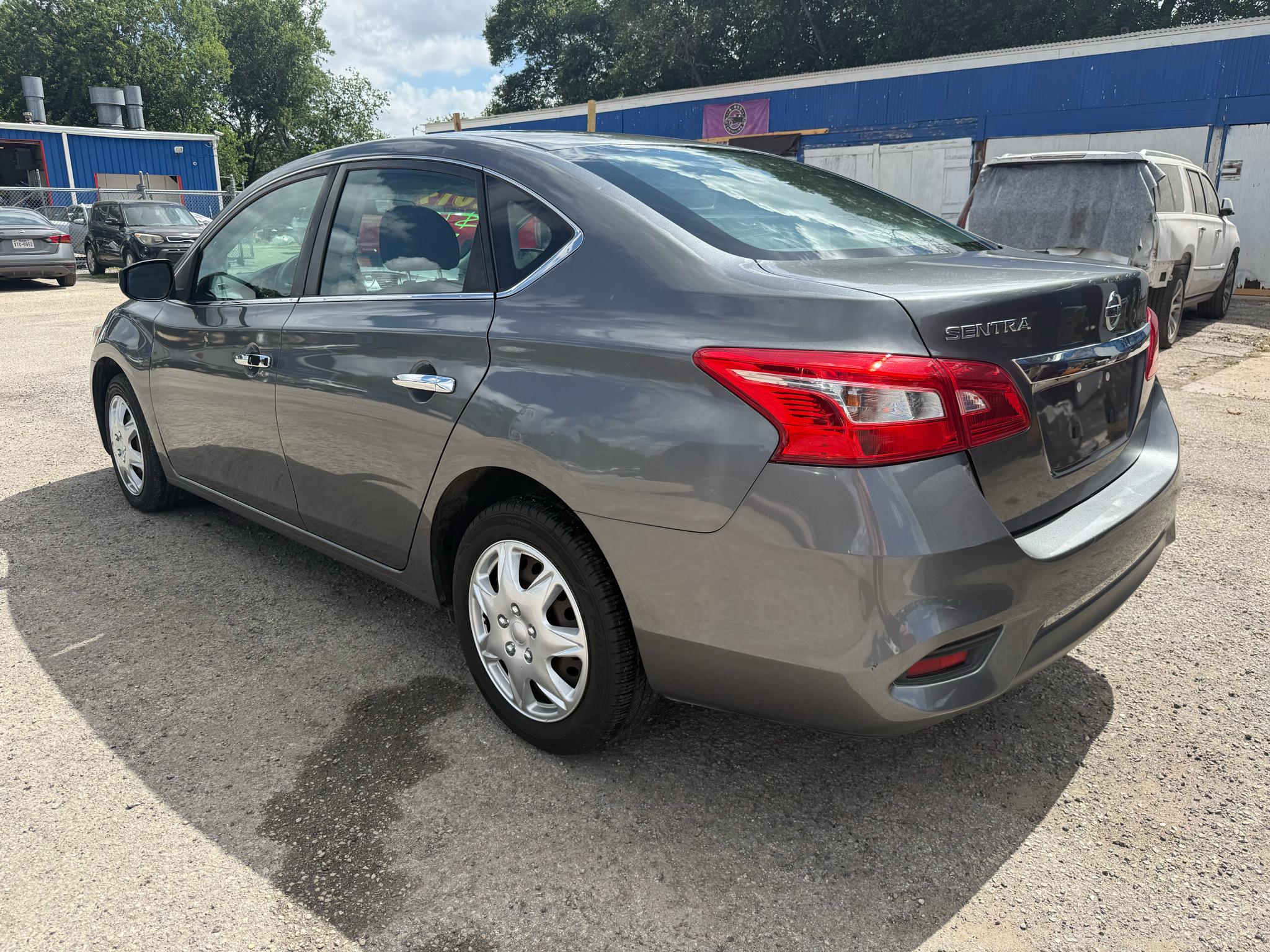 Nissan Sentra S CVT 2019
