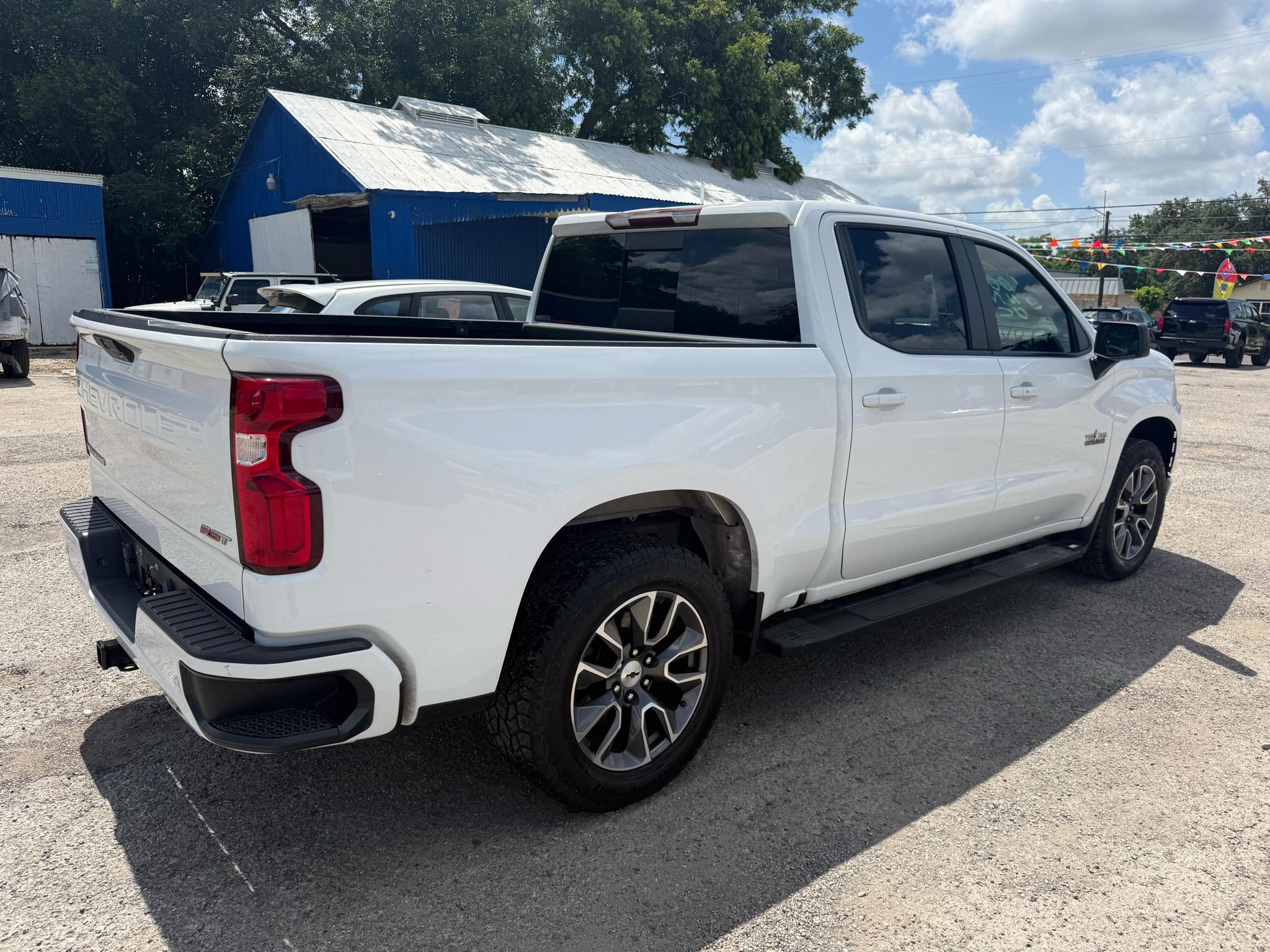 Chevrolet Silverado 1500 RST Crew Cab 4WD SWB 2021