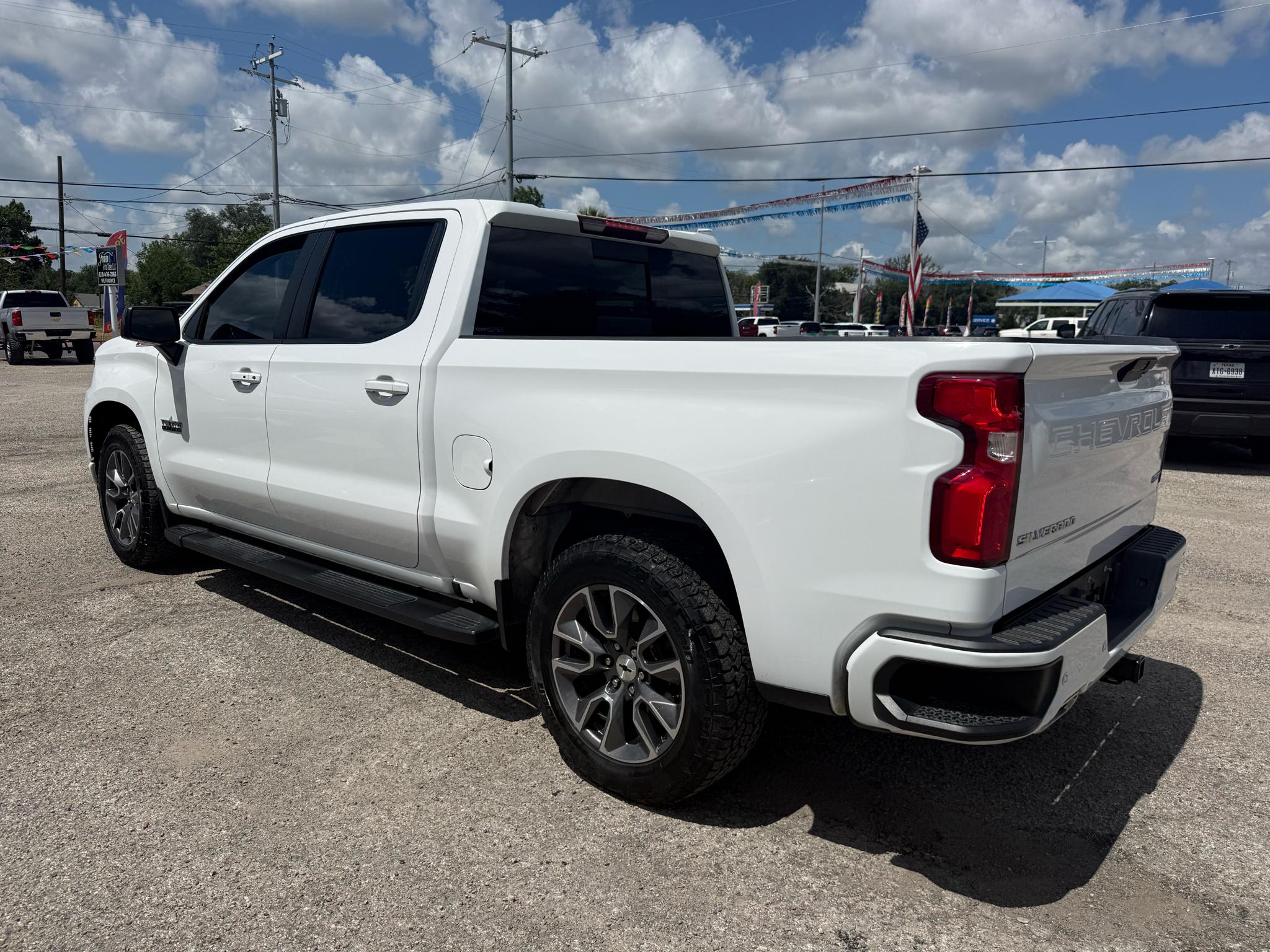 Chevrolet Silverado 1500 RST Crew Cab 4WD SWB 2021