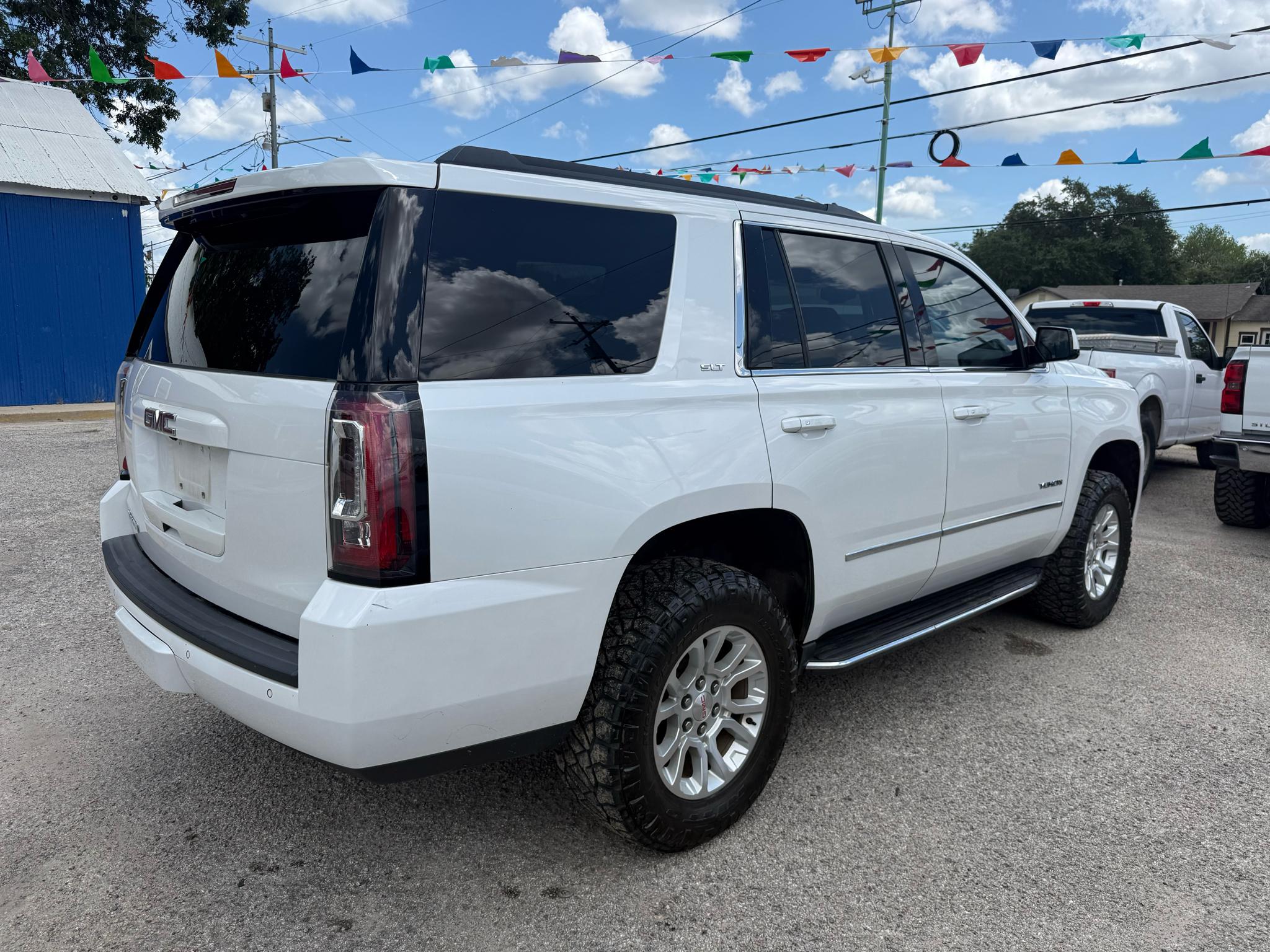 GMC Yukon SLT 4WD 2020
