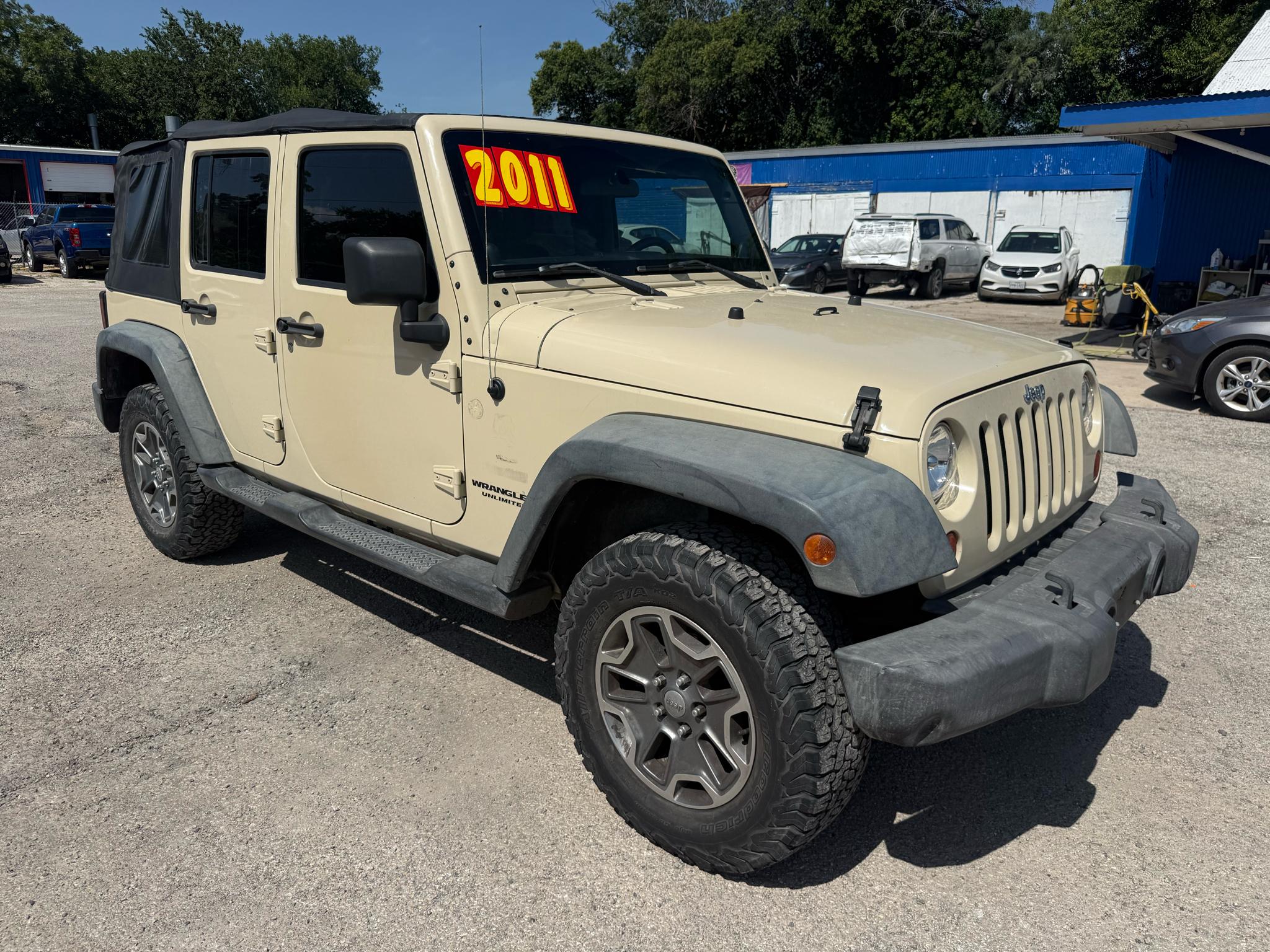 Jeep Wrangler Unlimited Sport 4WD 2011