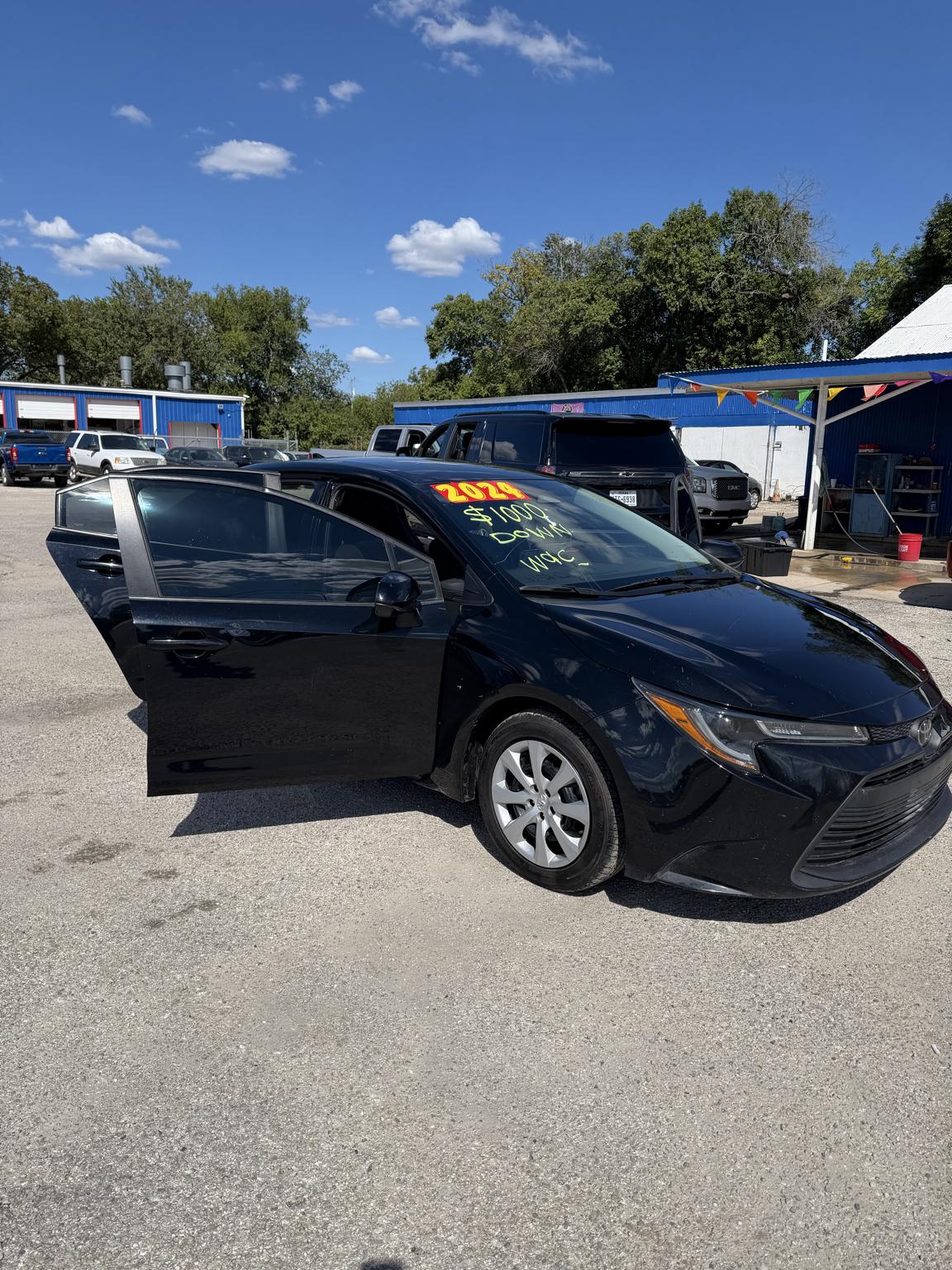 Toyota Corolla LE 2024