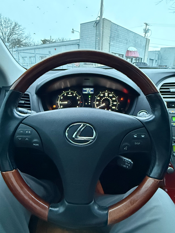Lexus ES 350 4dr Sdn 2009
