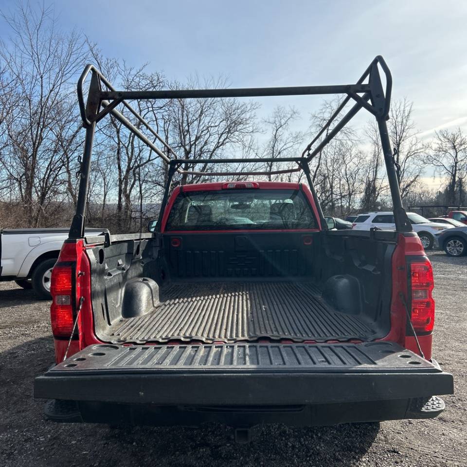 Chevrolet Silverado 1500 4WD Reg Cab 133.0" Work Truck 2017