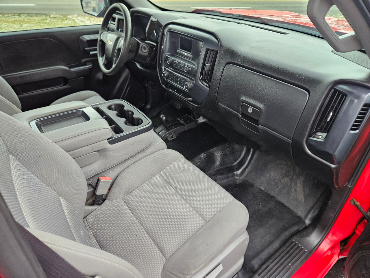 Chevrolet Silverado 1500 4WD Reg Cab 133.0" Work Truck 2017