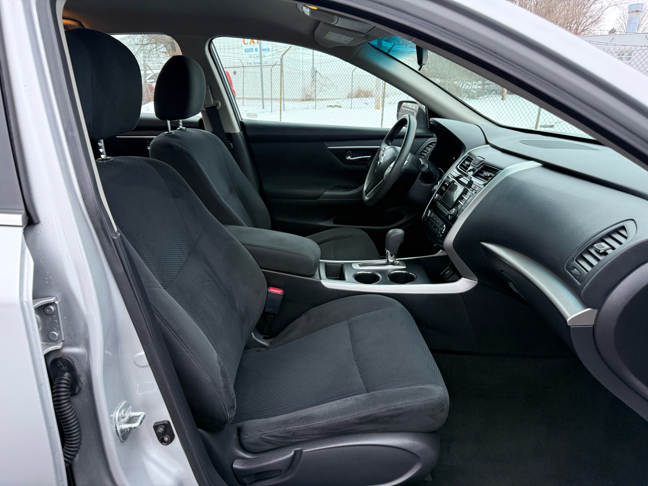 Nissan Altima 4dr Sdn I4 2.5 S 2015