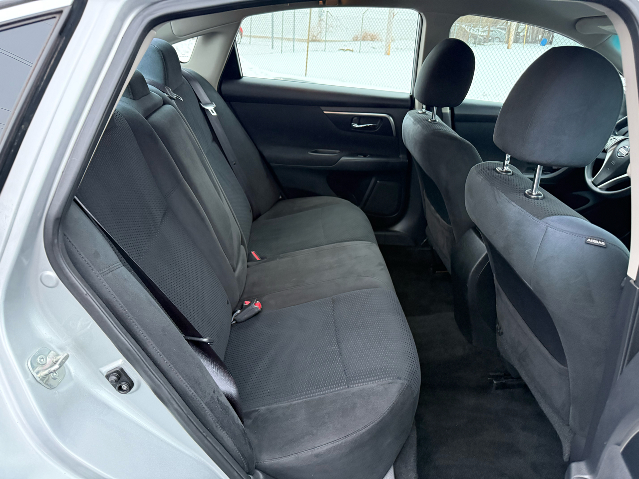 Nissan Altima 4dr Sdn I4 2.5 S 2015