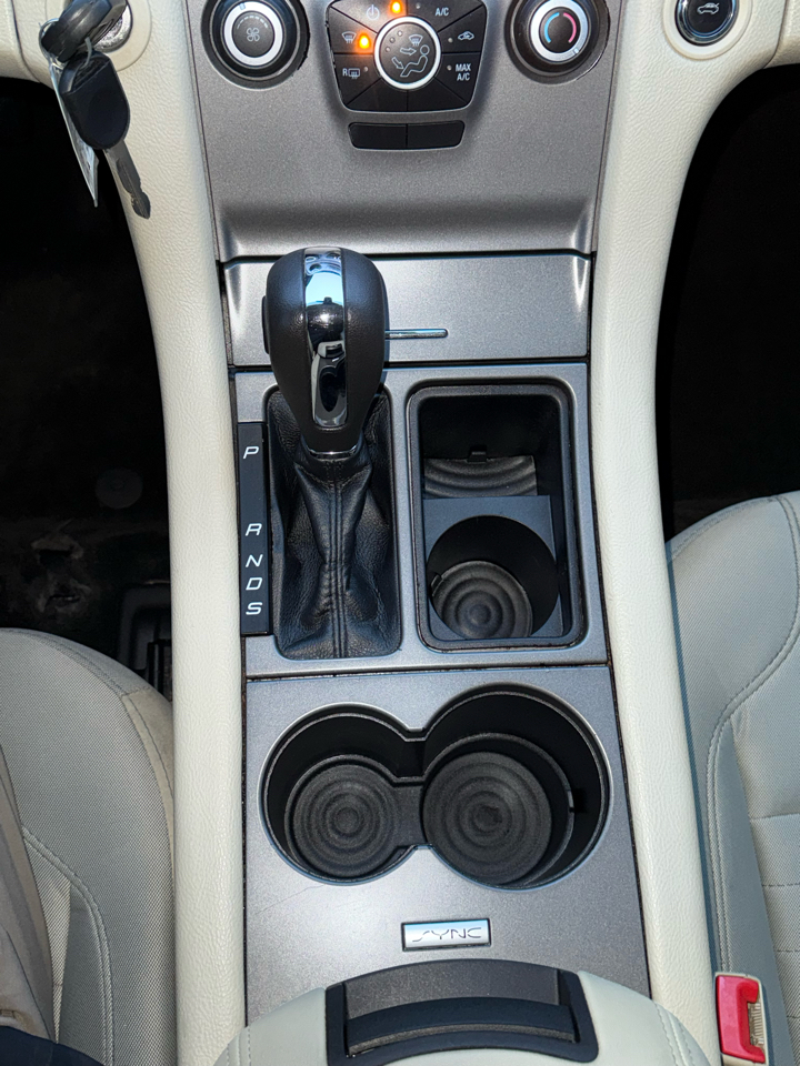 Ford Taurus SE FWD 2018