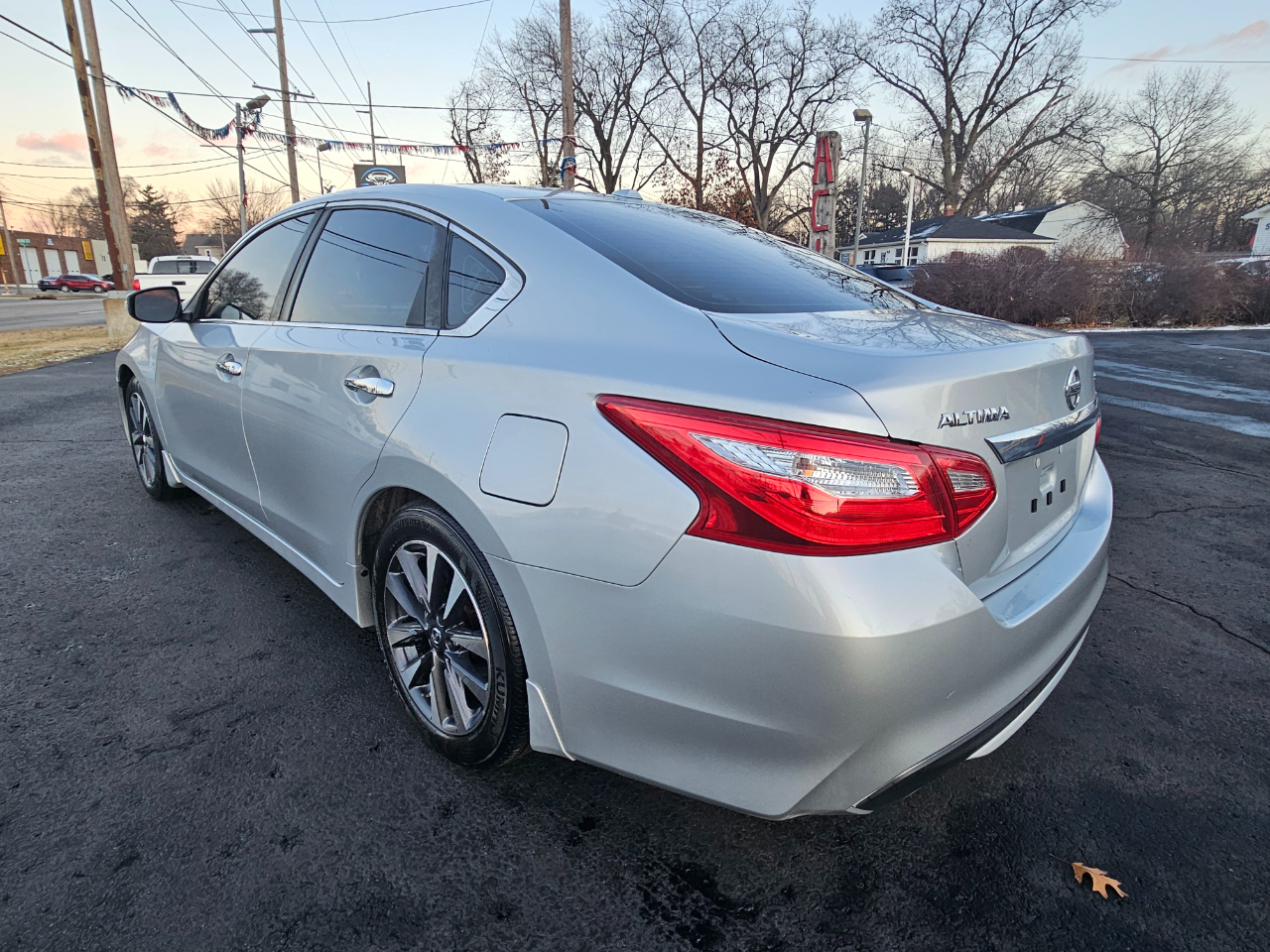 Nissan Altima 4dr Sdn I4 2.5 SL 2016