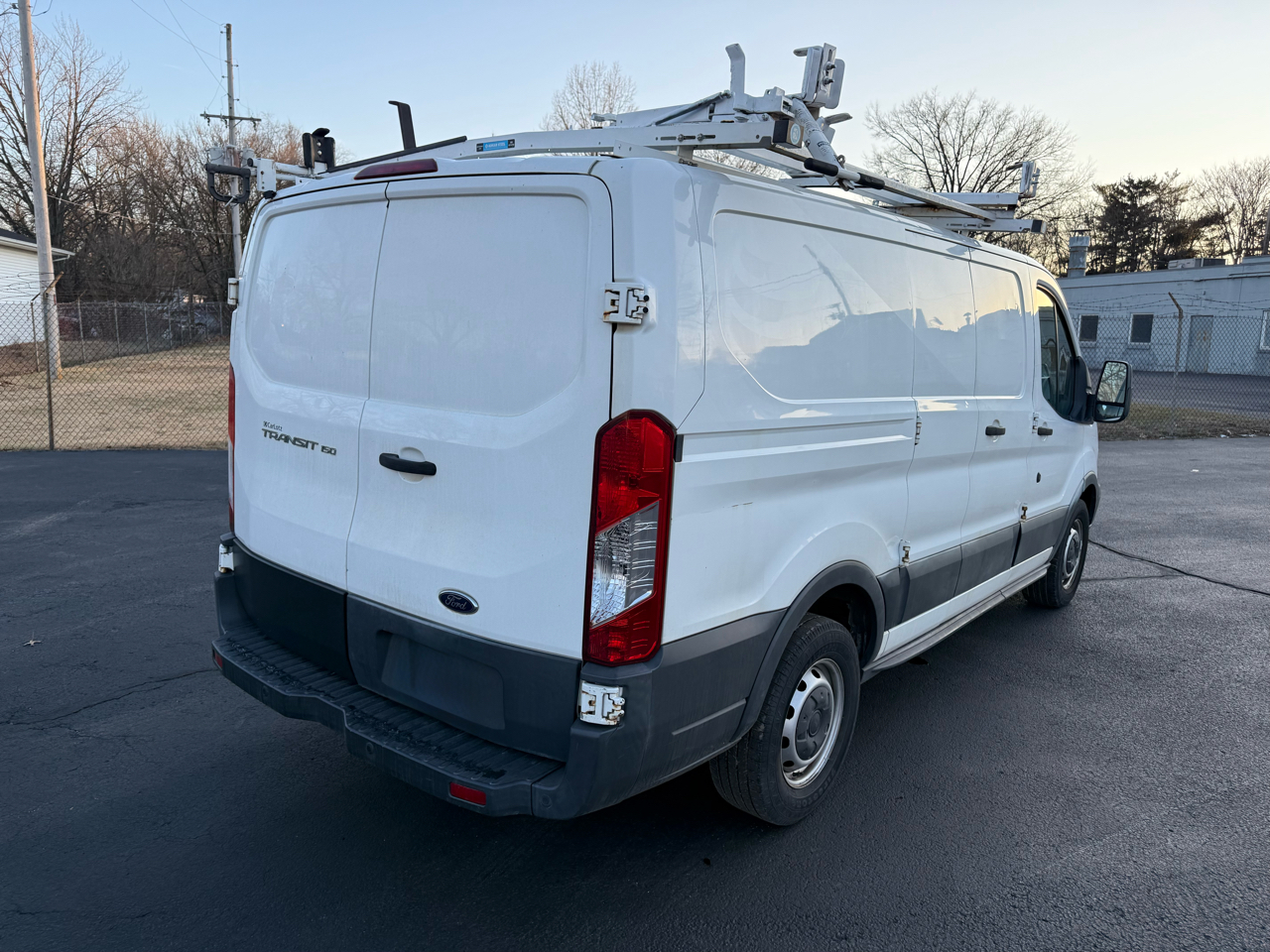 Ford Transit Cargo Van T-150 130" Low Rf 8600 GVWR Swing-Out RH Dr 2015