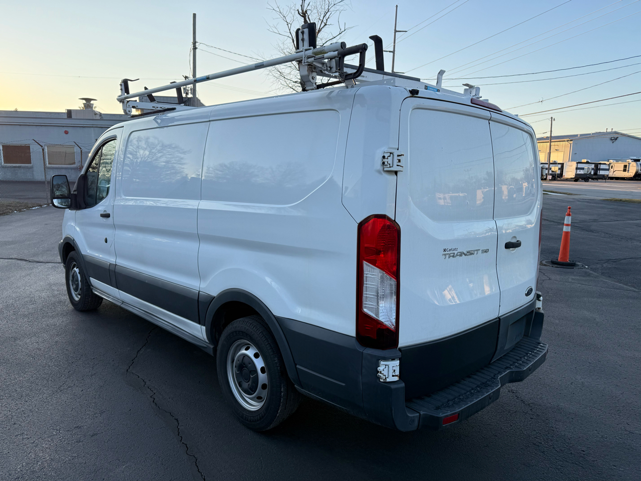 Ford Transit Cargo Van T-150 130" Low Rf 8600 GVWR Swing-Out RH Dr 2015