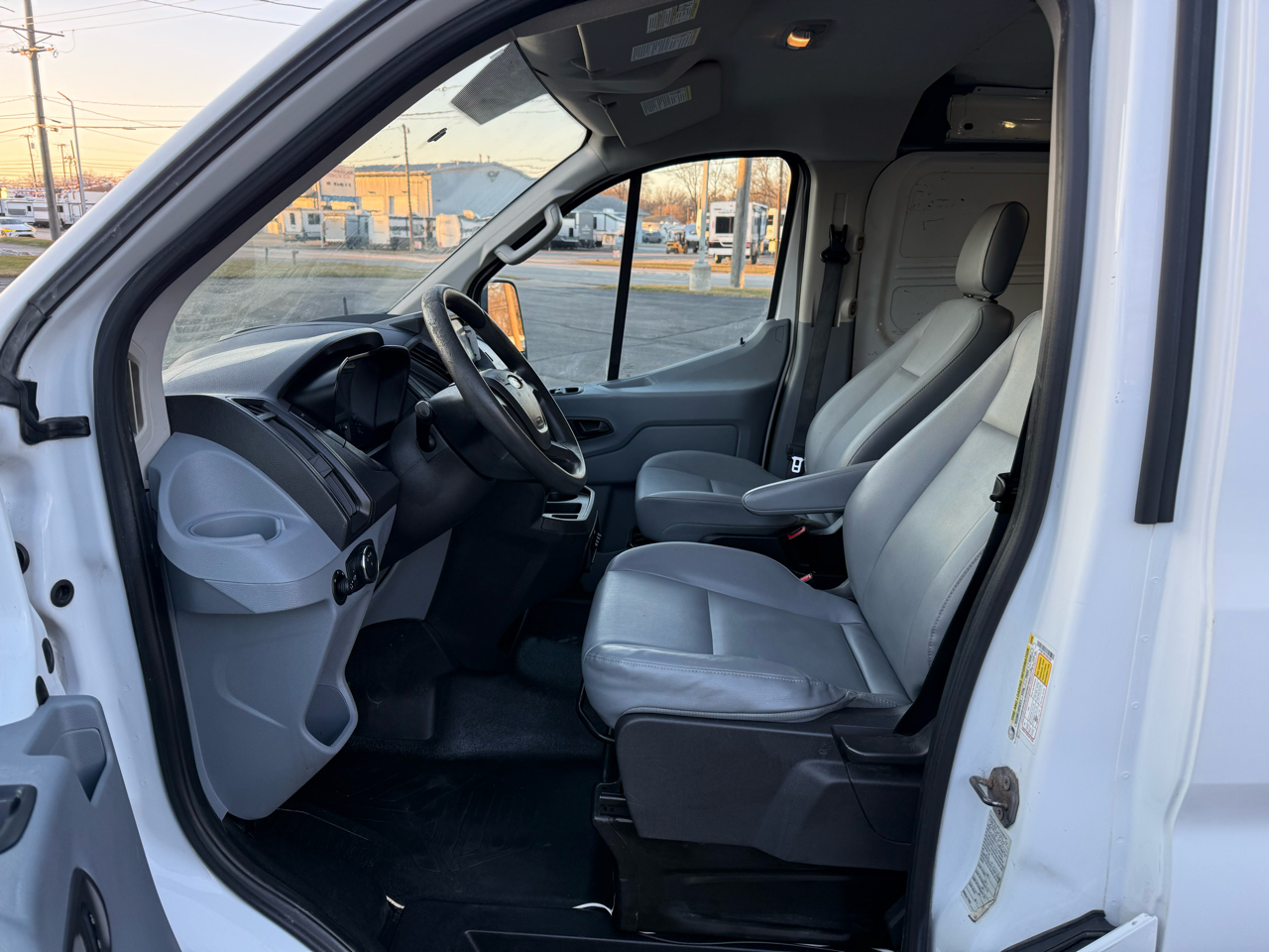 Ford Transit Cargo Van T-150 130" Low Rf 8600 GVWR Swing-Out RH Dr 2015