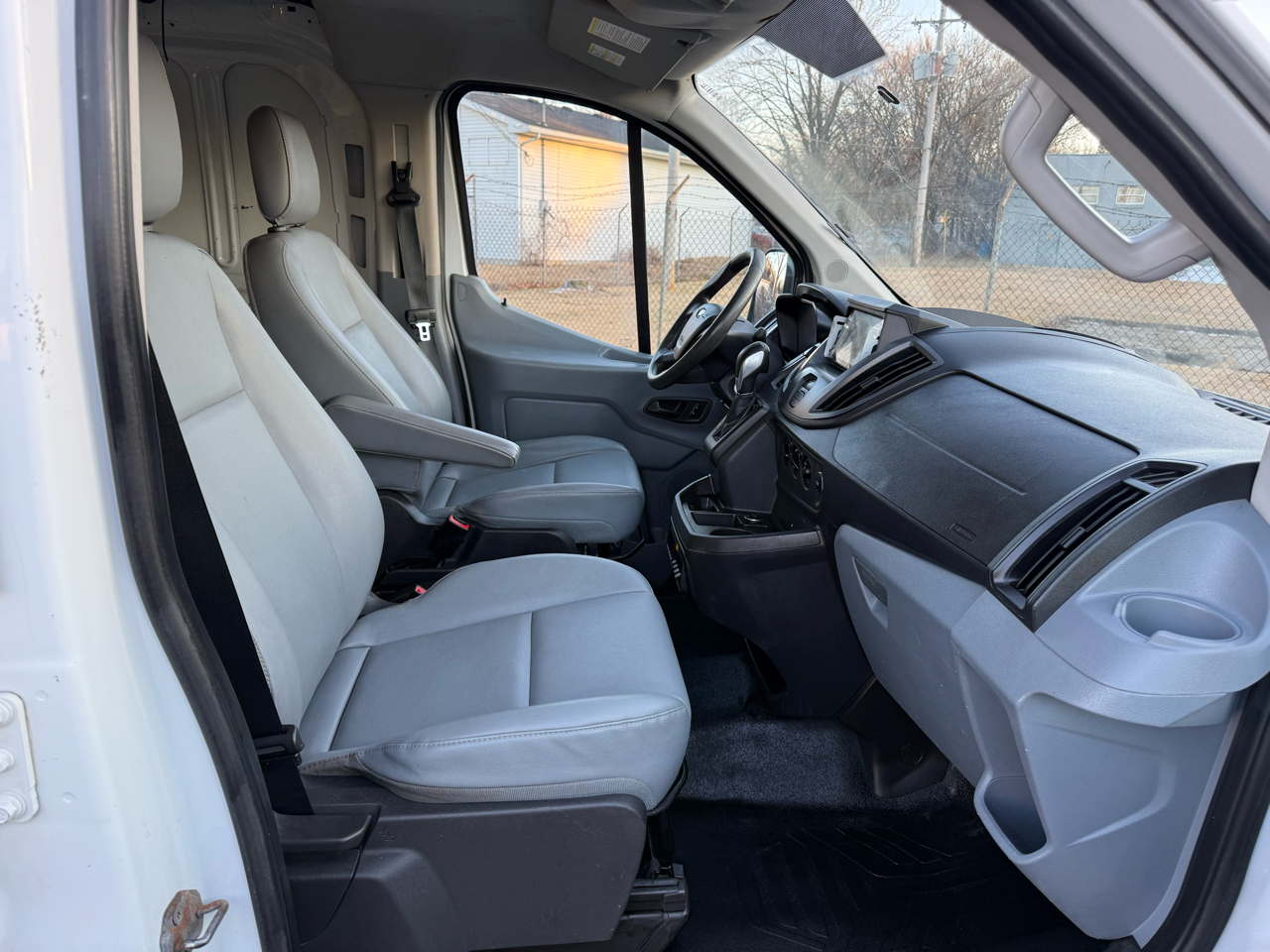 Ford Transit Cargo Van T-150 130" Low Rf 8600 GVWR Swing-Out RH Dr 2015