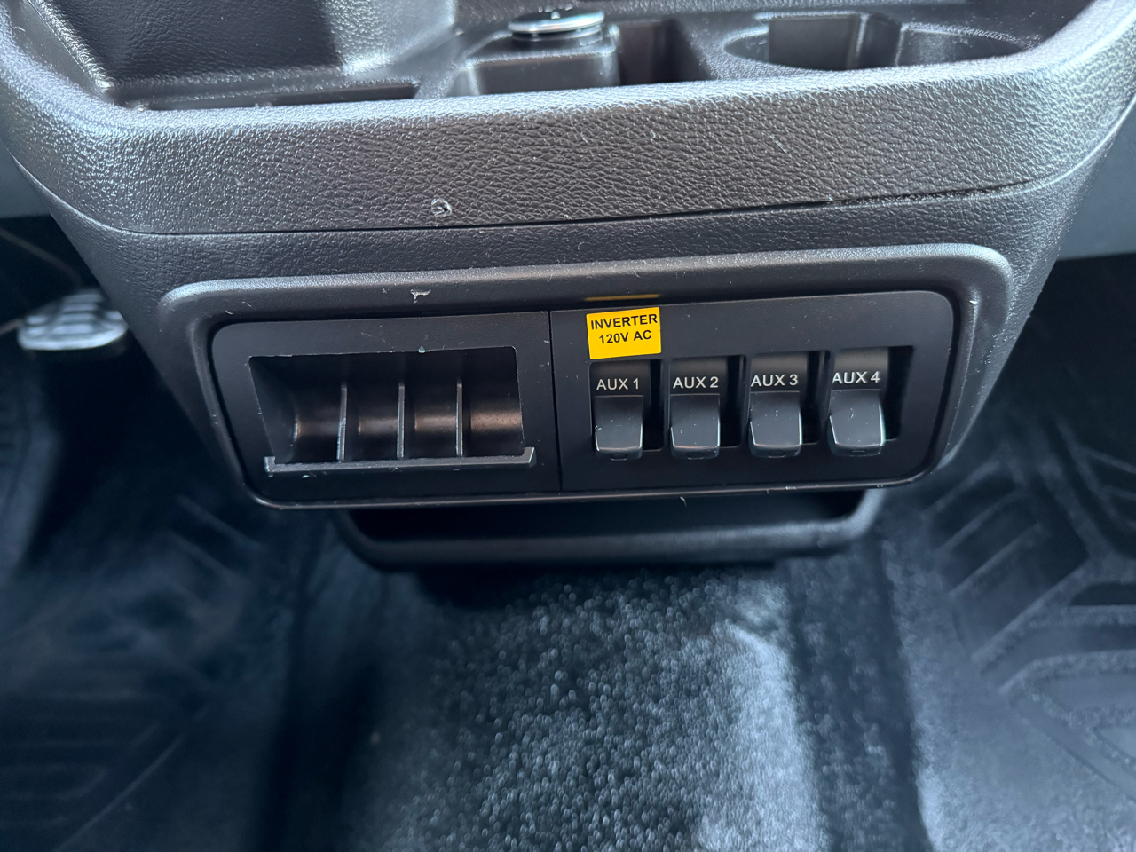 Ford Transit Cargo Van T-150 130" Low Rf 8600 GVWR Swing-Out RH Dr 2015