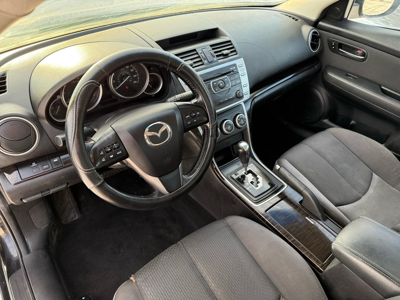 Mazda MAZDA6 4dr Sdn Auto i Touring 2012