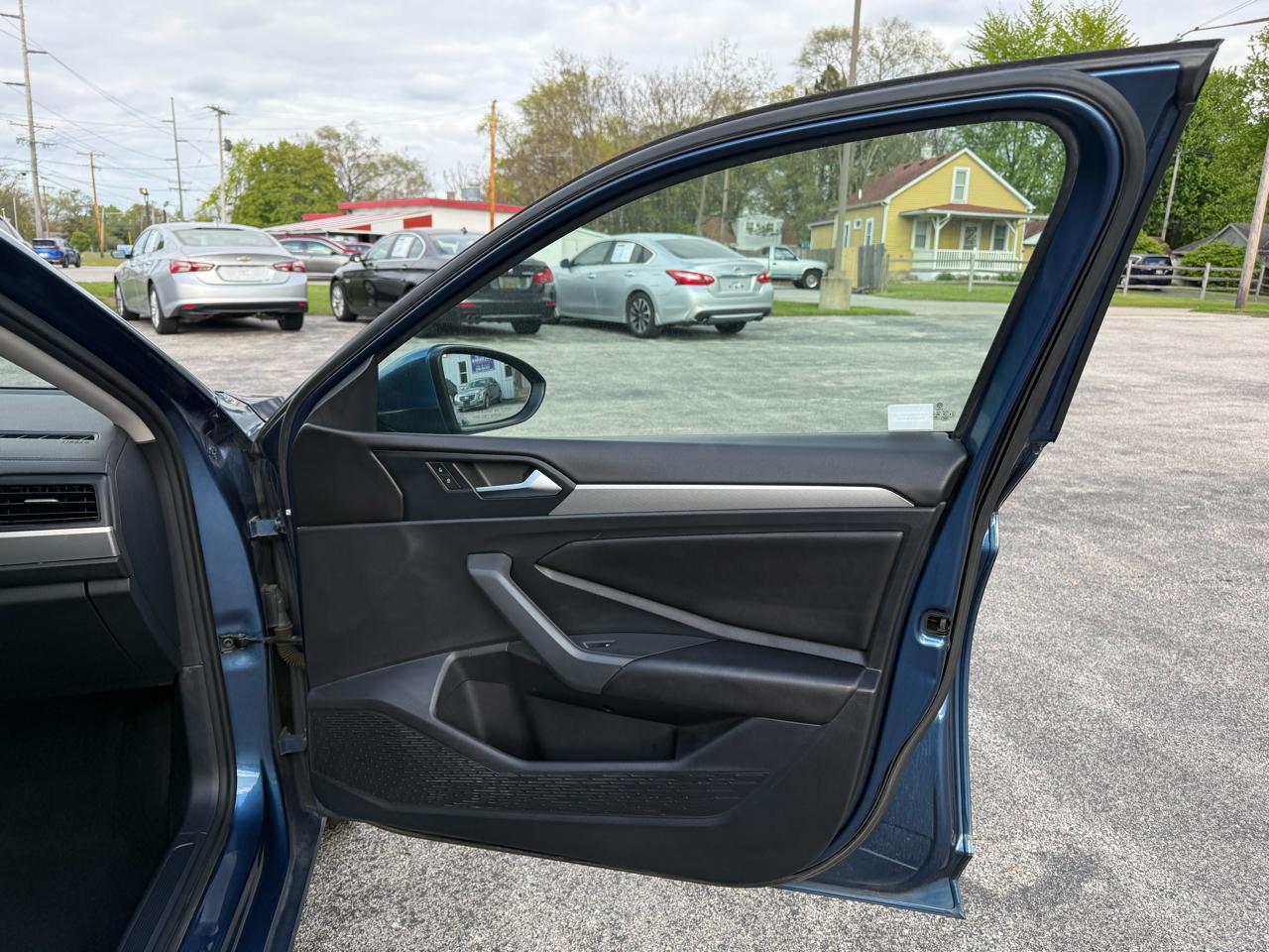 Volkswagen Jetta SE Auto w/SULEV 2019