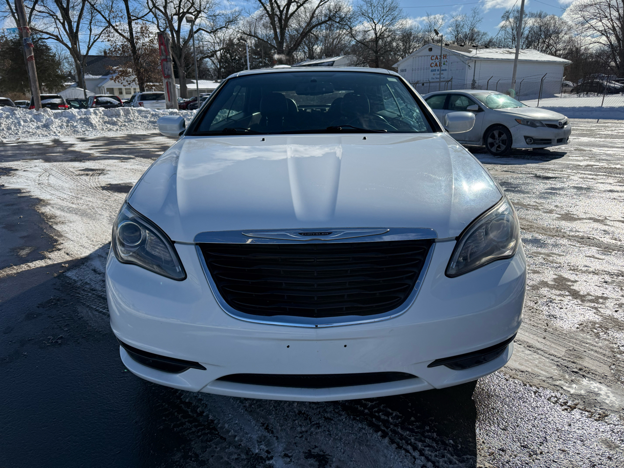 Chrysler 200 2dr Conv S 2012