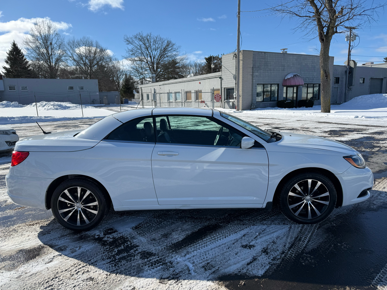 Chrysler 200 2dr Conv S 2012