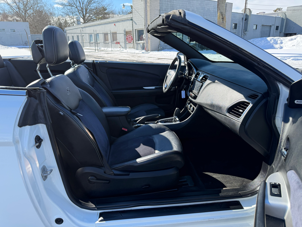 Chrysler 200 2dr Conv S 2012