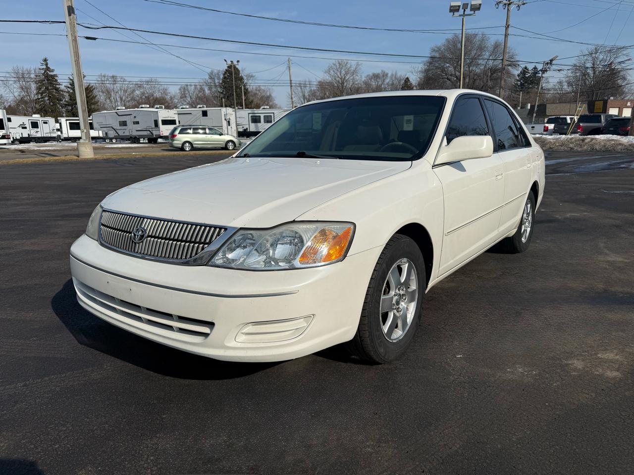 Toyota Avalon 4dr Sdn XLS w/Bench Seat 2000
