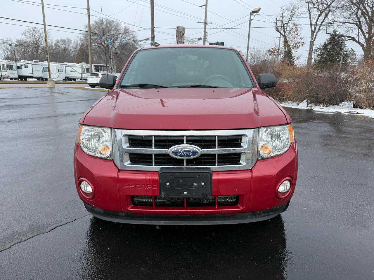 Ford Escape FWD 4dr XLT 2011