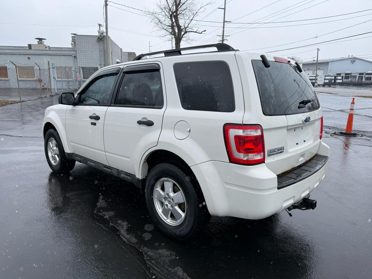 Ford Escape FWD 4dr XLT 2012