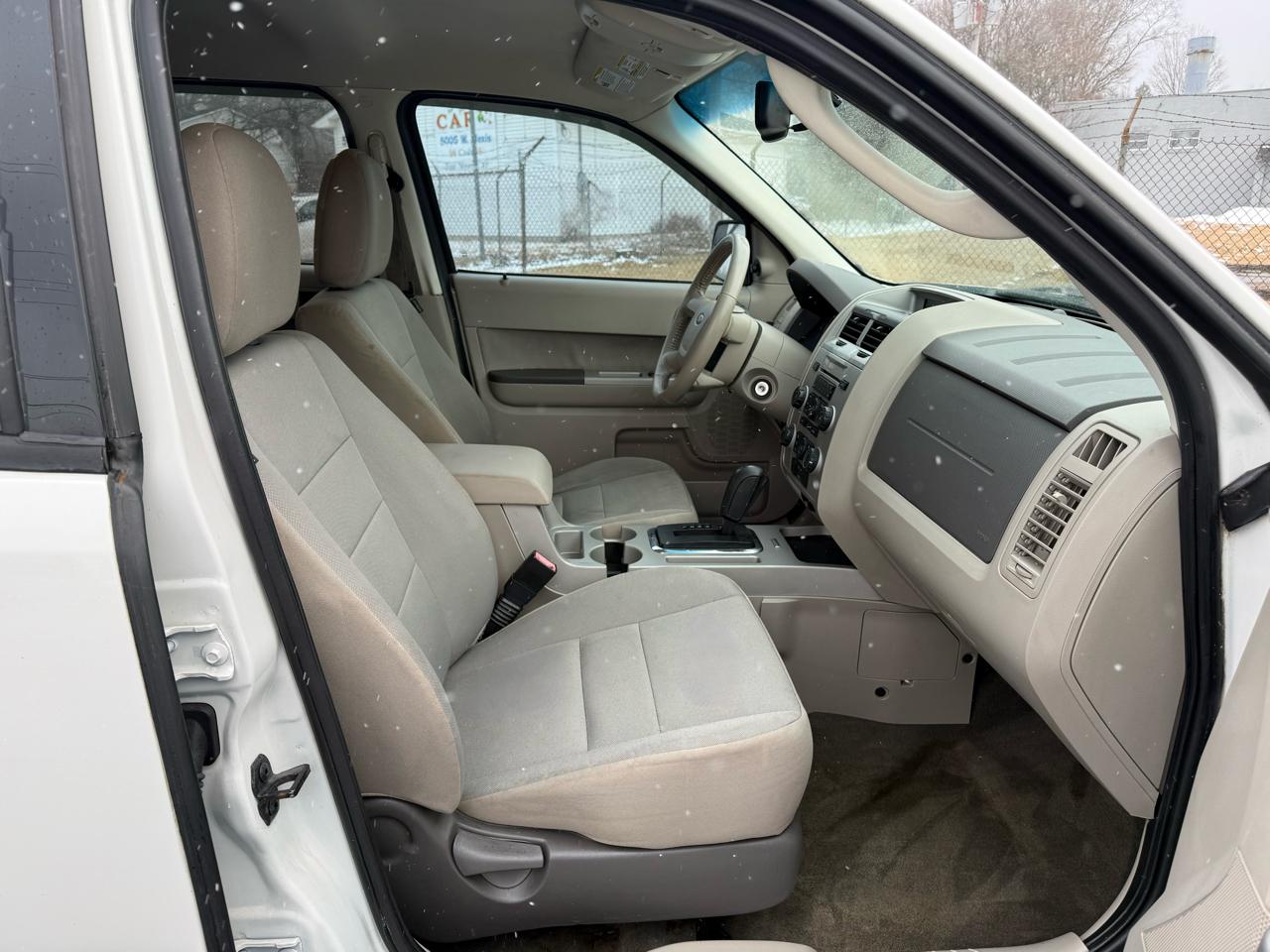 Ford Escape FWD 4dr XLT 2012