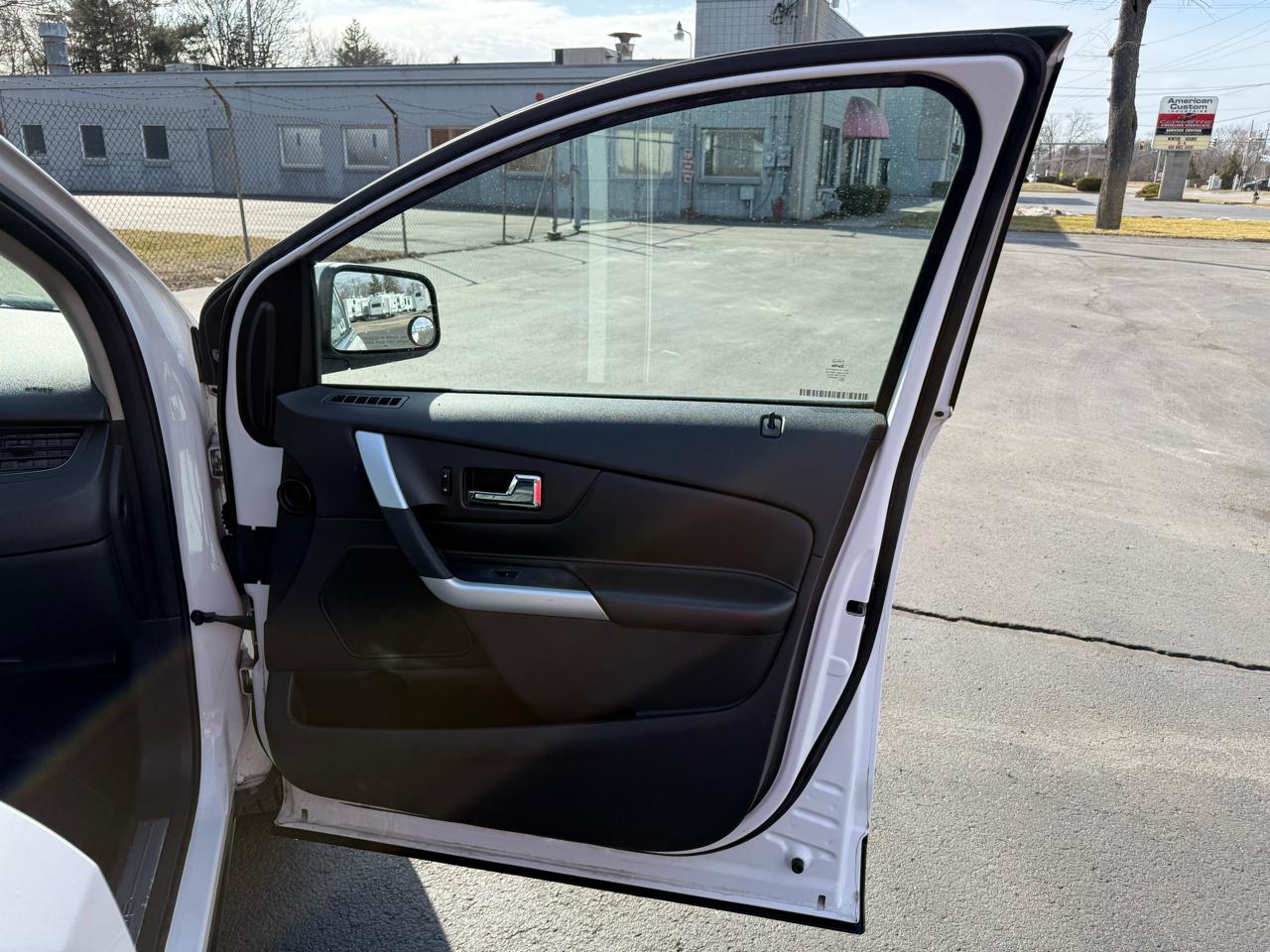 Ford Edge 4dr Limited AWD 2011