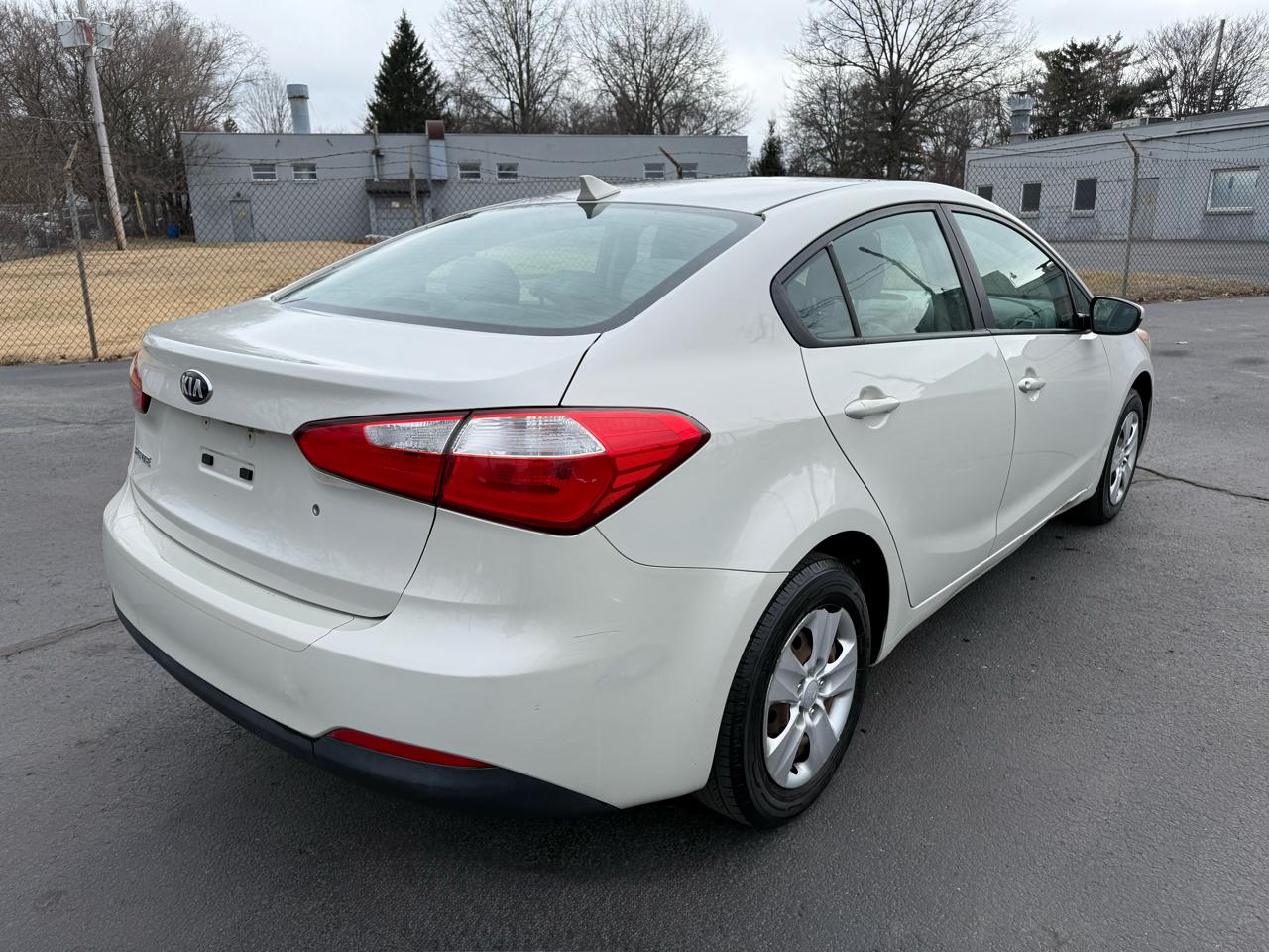 Kia Forte 4dr Sdn Auto LX 2014