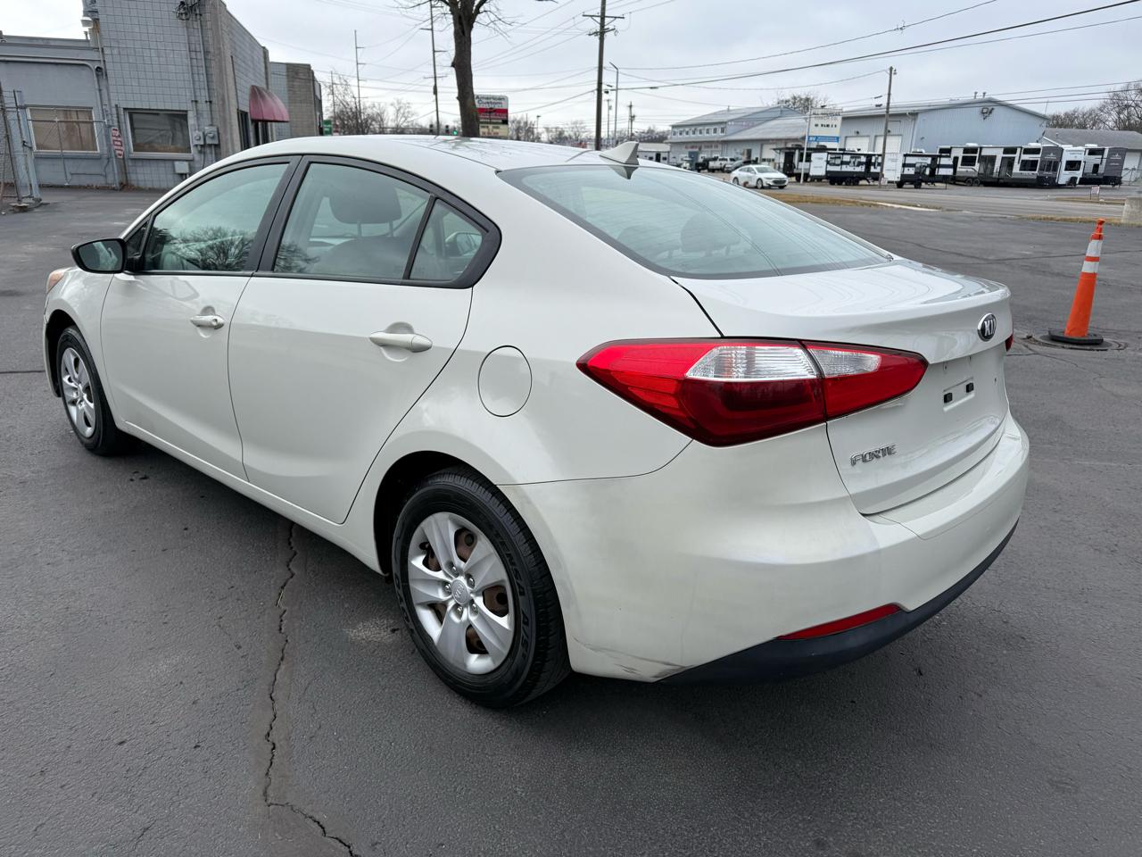 Kia Forte 4dr Sdn Auto LX 2014