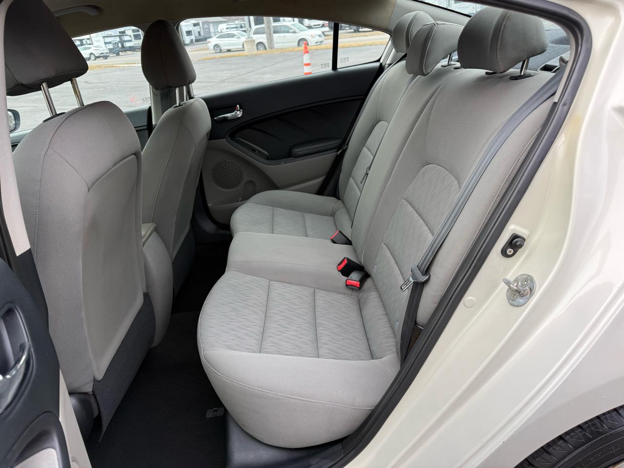 Kia Forte 4dr Sdn Auto LX 2014