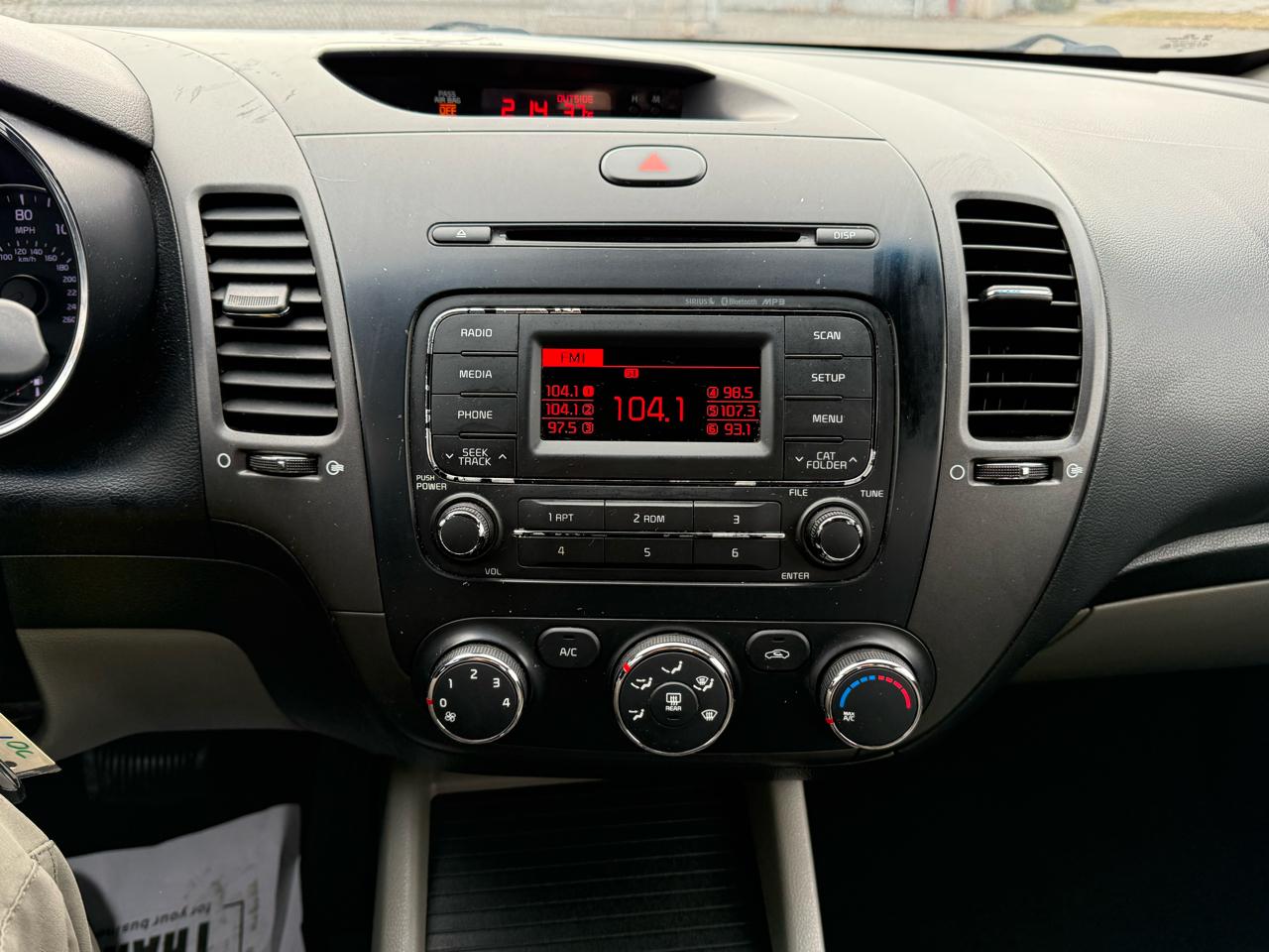 Kia Forte 4dr Sdn Auto LX 2014