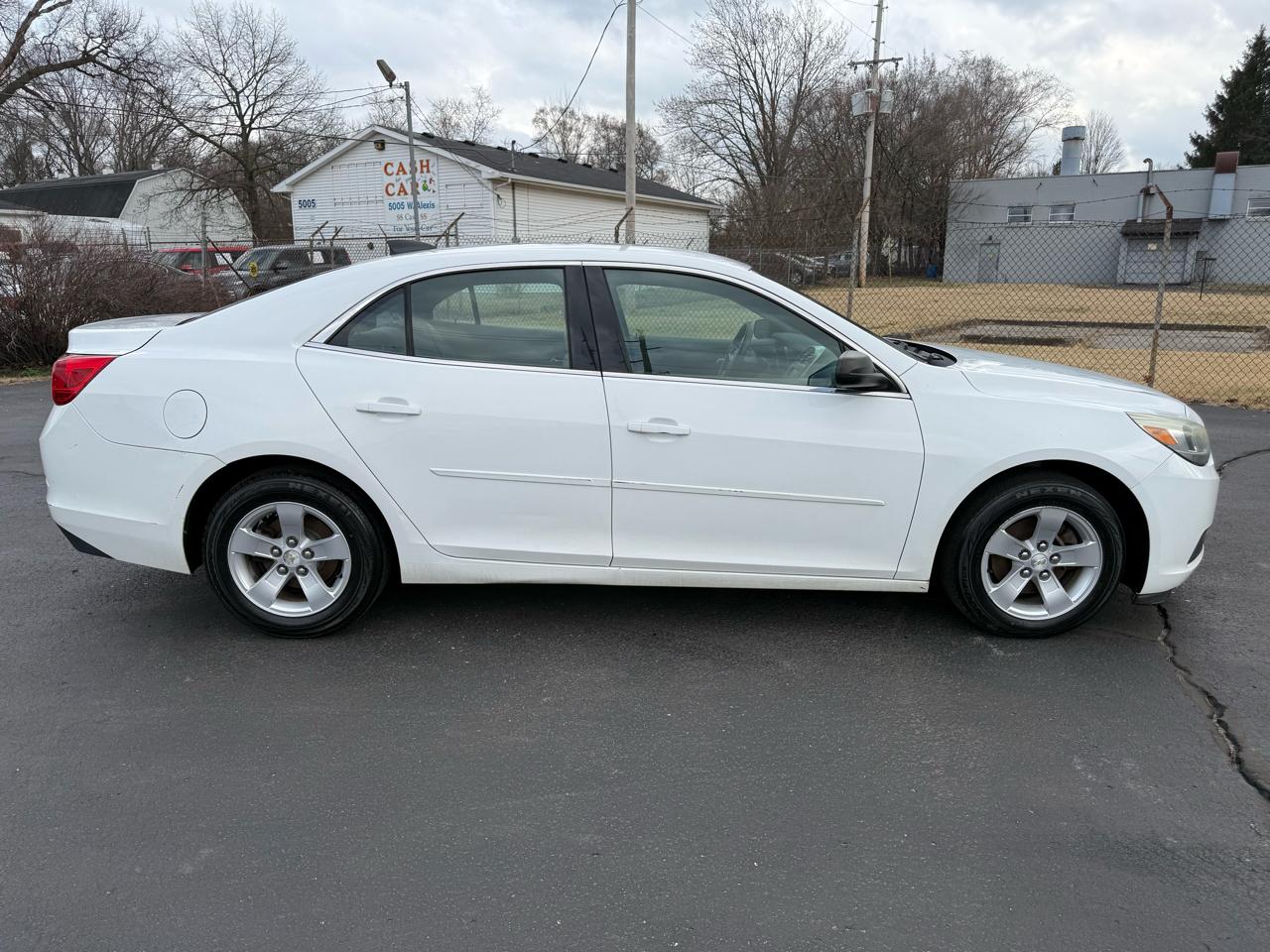 Chevrolet Malibu 4dr Sdn LS w/1LS 2015