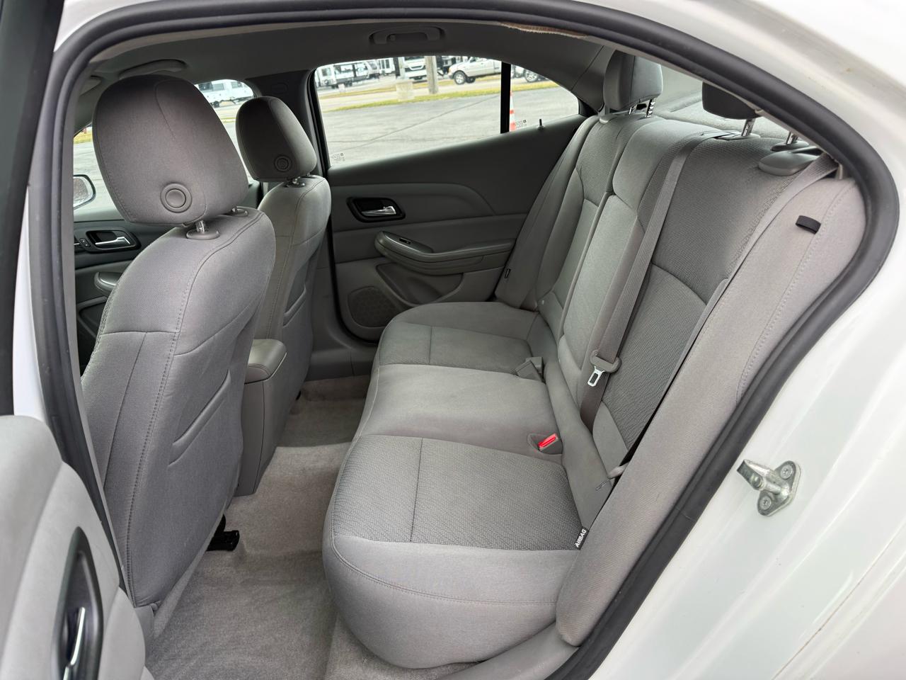 Chevrolet Malibu 4dr Sdn LS w/1LS 2015