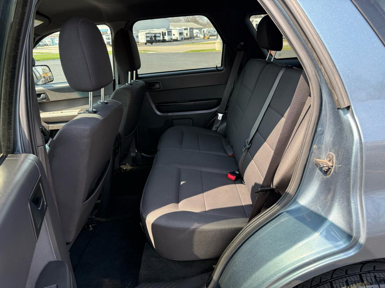 Ford Escape FWD 4dr XLT 2011