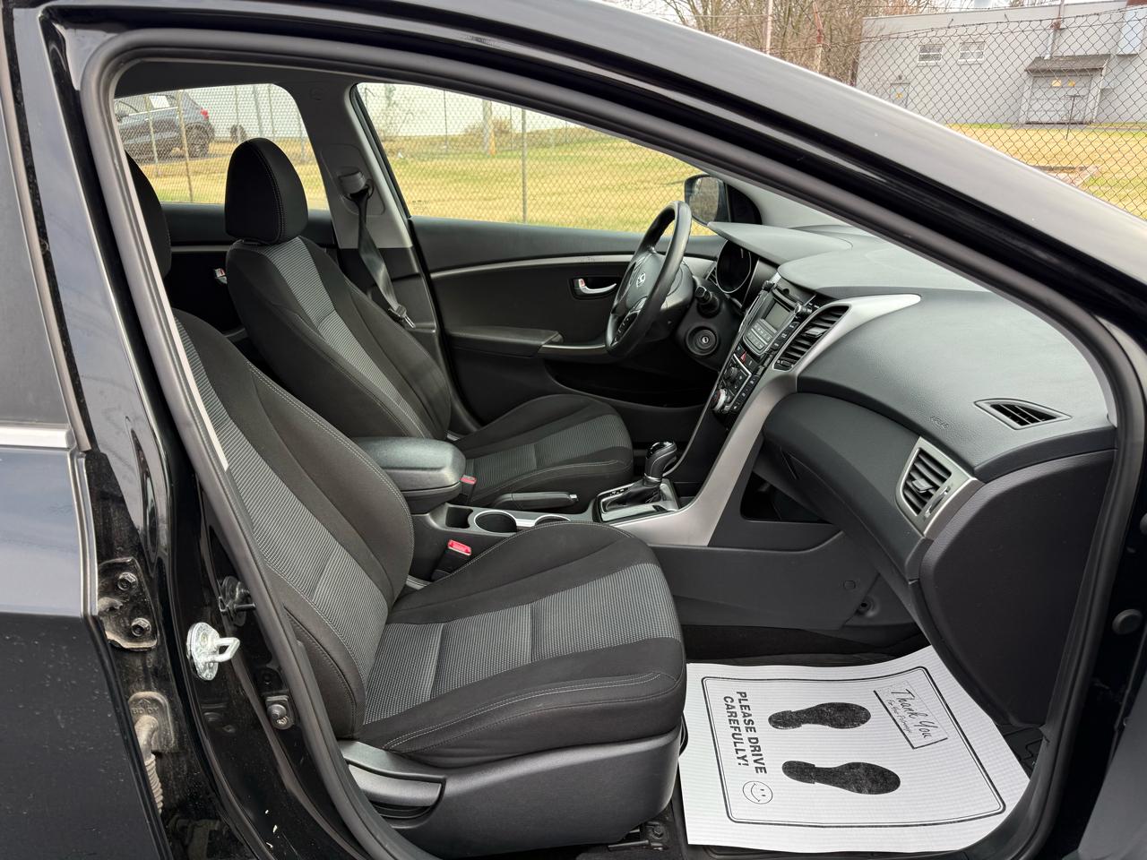 Hyundai Elantra GT 5dr HB Auto 2016