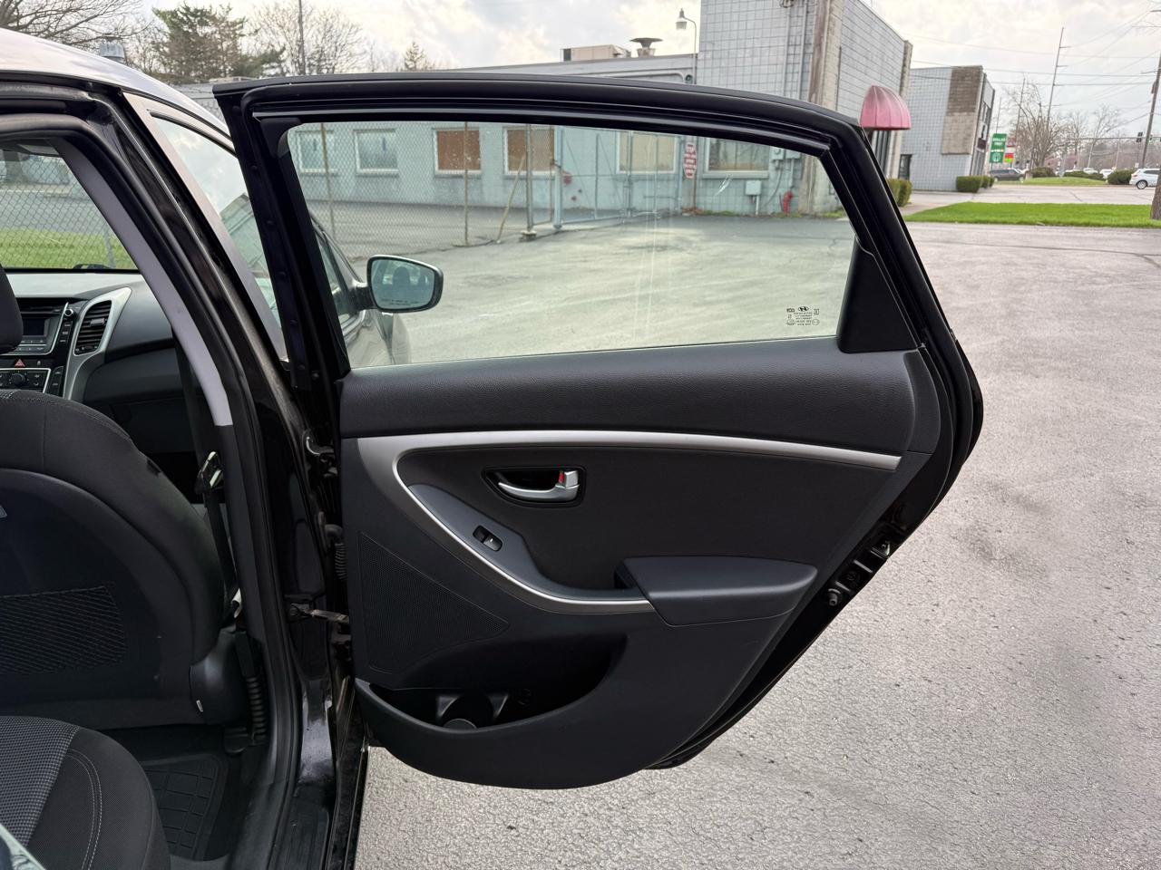 Hyundai Elantra GT 5dr HB Auto 2016