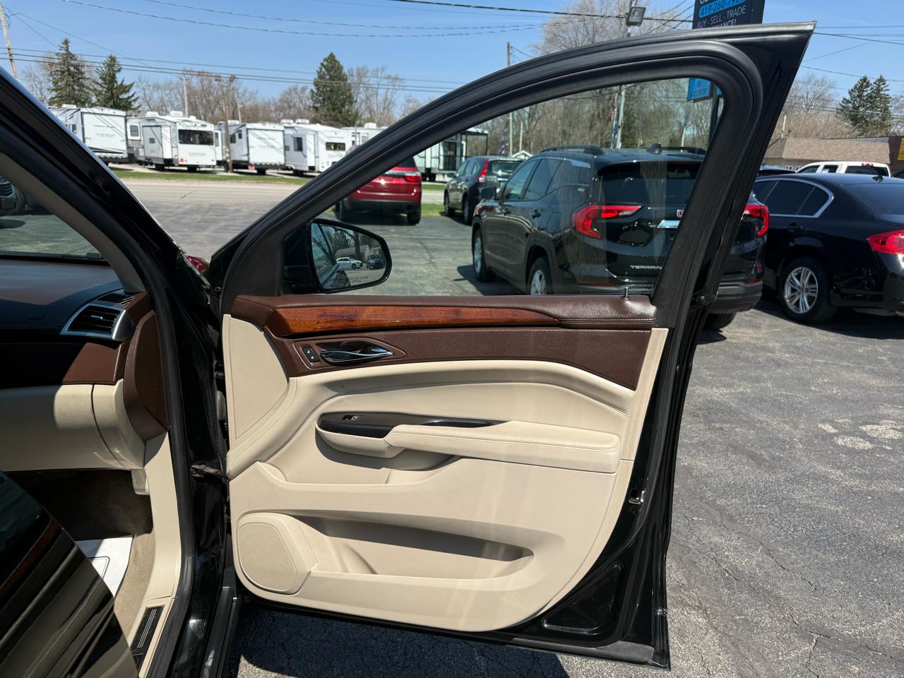 Cadillac SRX FWD 4dr Luxury Collection 2016