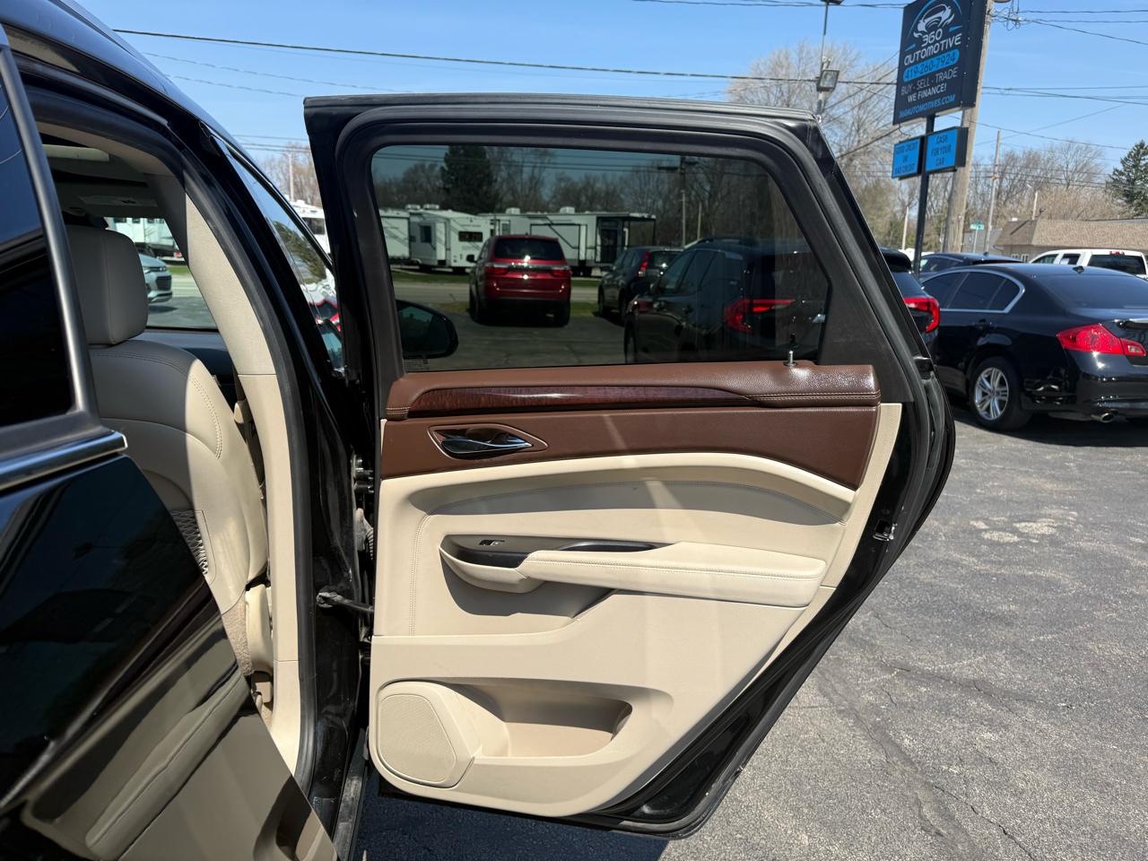 Cadillac SRX FWD 4dr Luxury Collection 2016