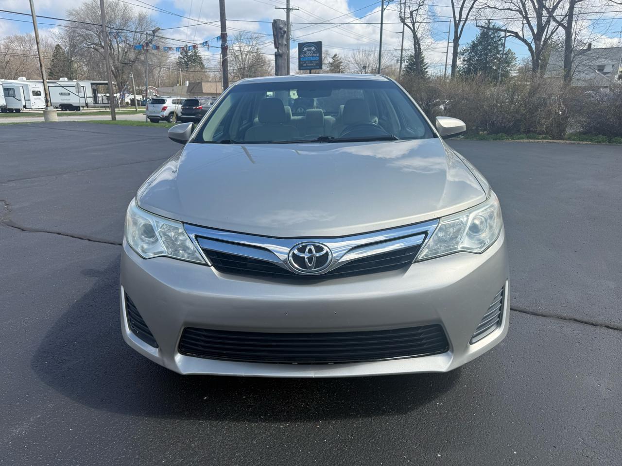 Toyota Camry  2014