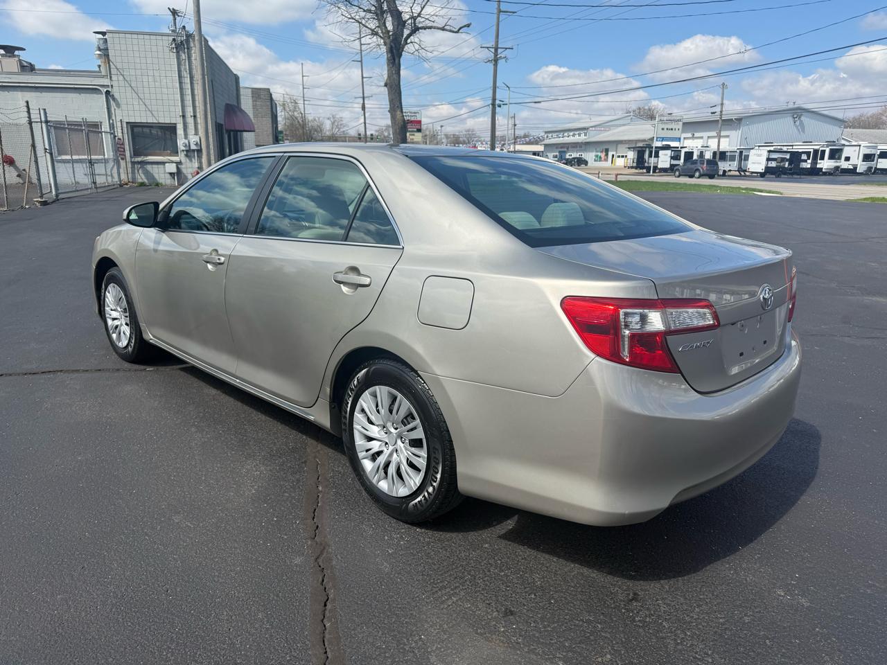 Toyota Camry  2014