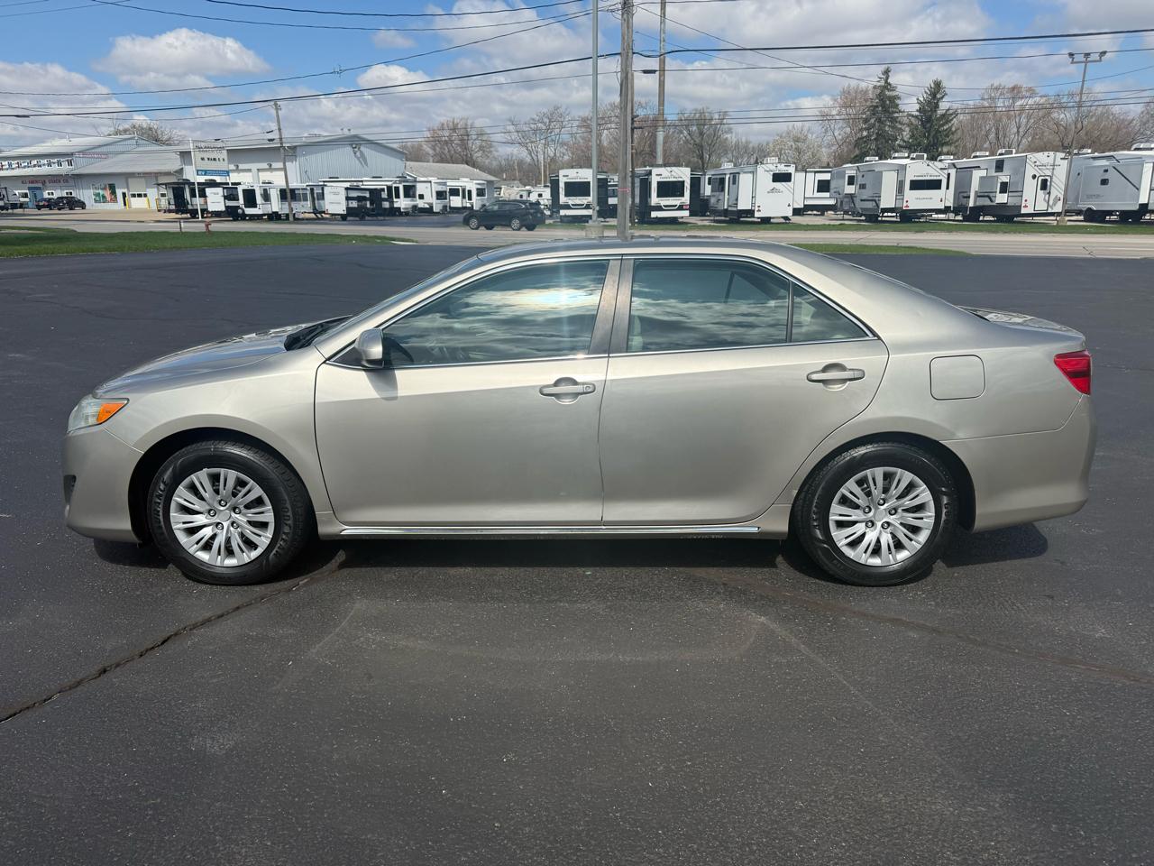Toyota Camry  2014