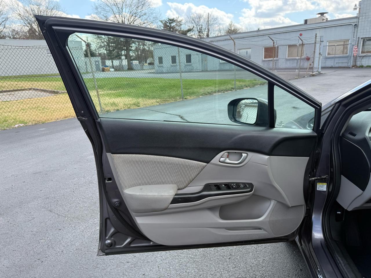 Honda Civic Sedan 4dr CVT LX 2015