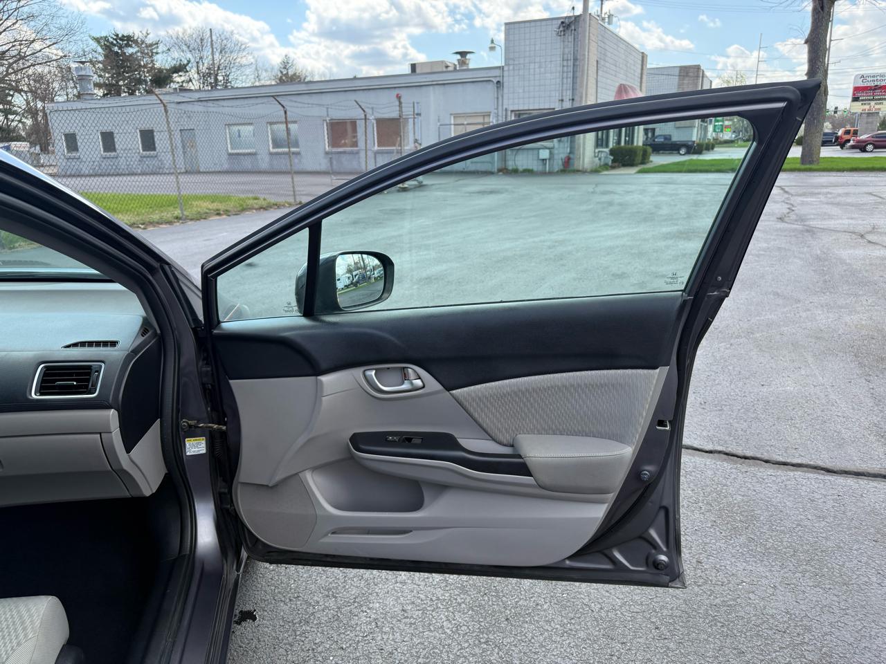 Honda Civic Sedan 4dr CVT LX 2015